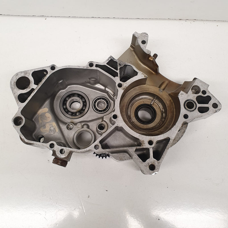 carter moteur gauche suzuki 125 tsr 1989-3