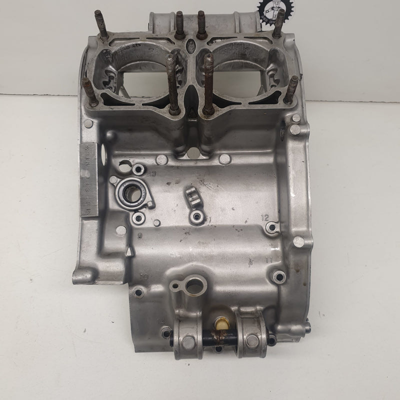 carter moteur supérieur yamaha rd350lc 31k-4