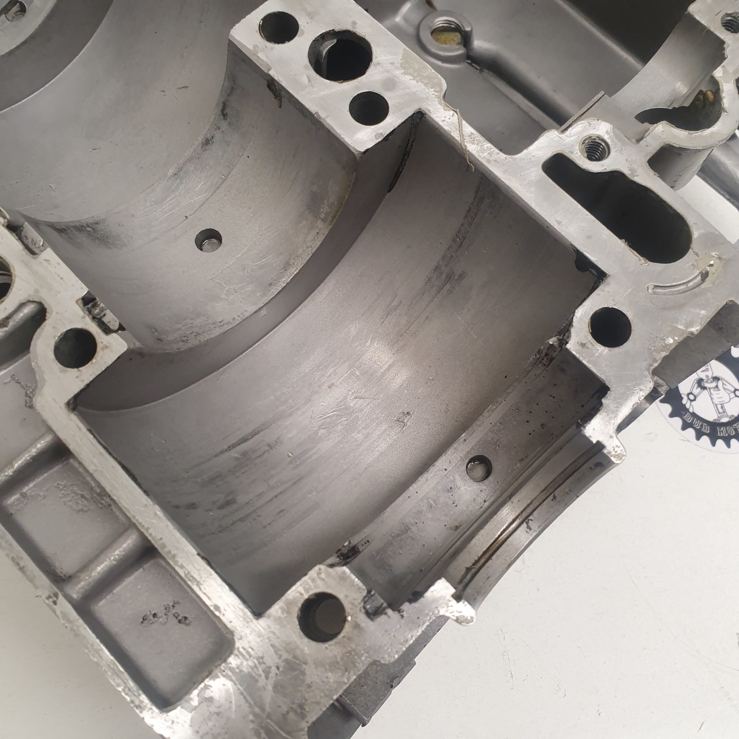 carter moteur inférieur yamaha rd350lc 31k