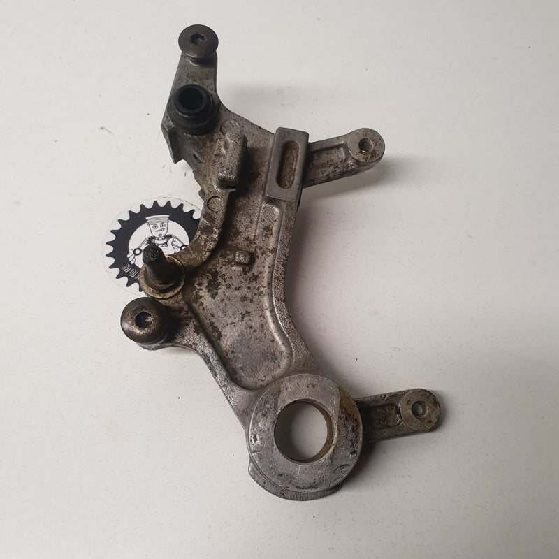 support étrier arrière honda 125 cr 1998-1