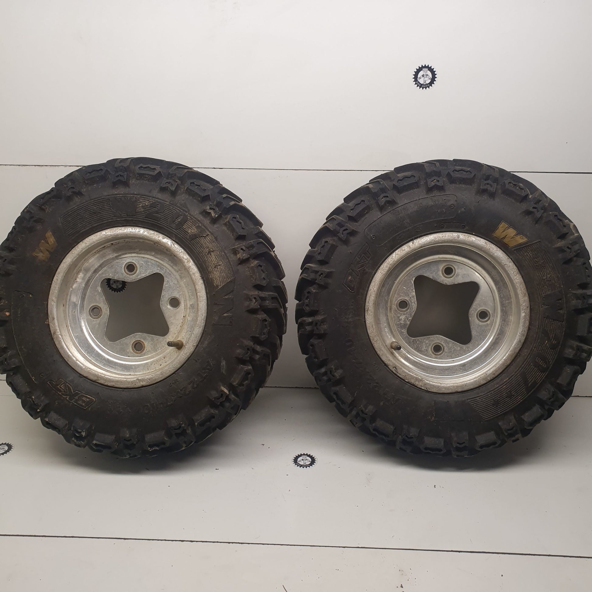 paires roue avant suzuki 400 ltz-1