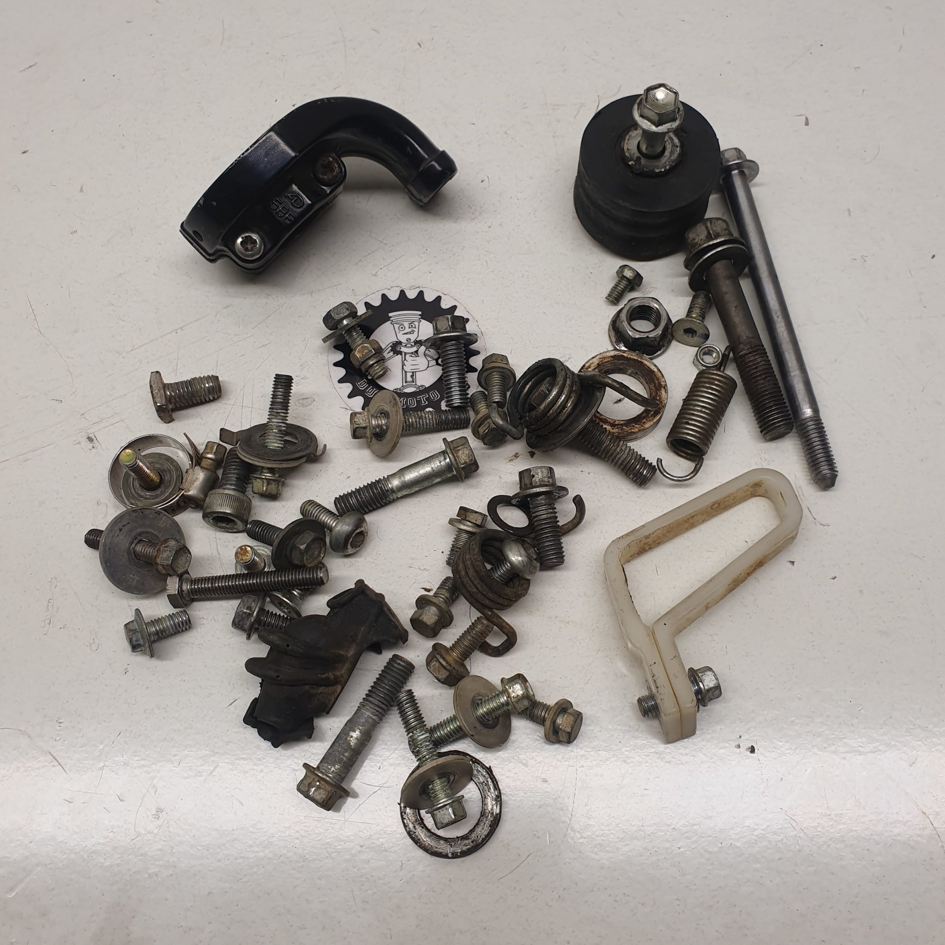 visserie fixation yamaha 450 yzf 2007-1