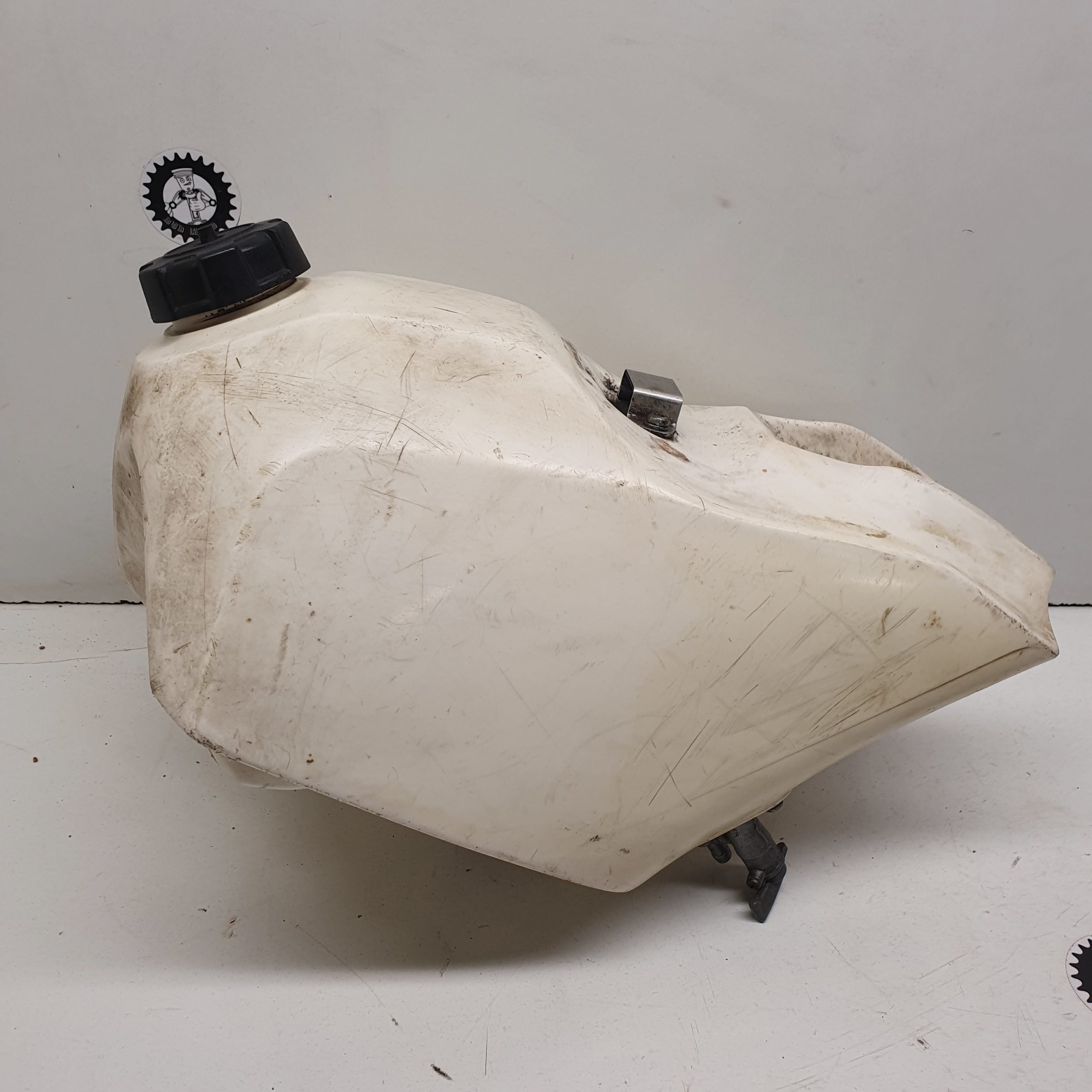 réservoir yamaha 125 yz 43M 1984