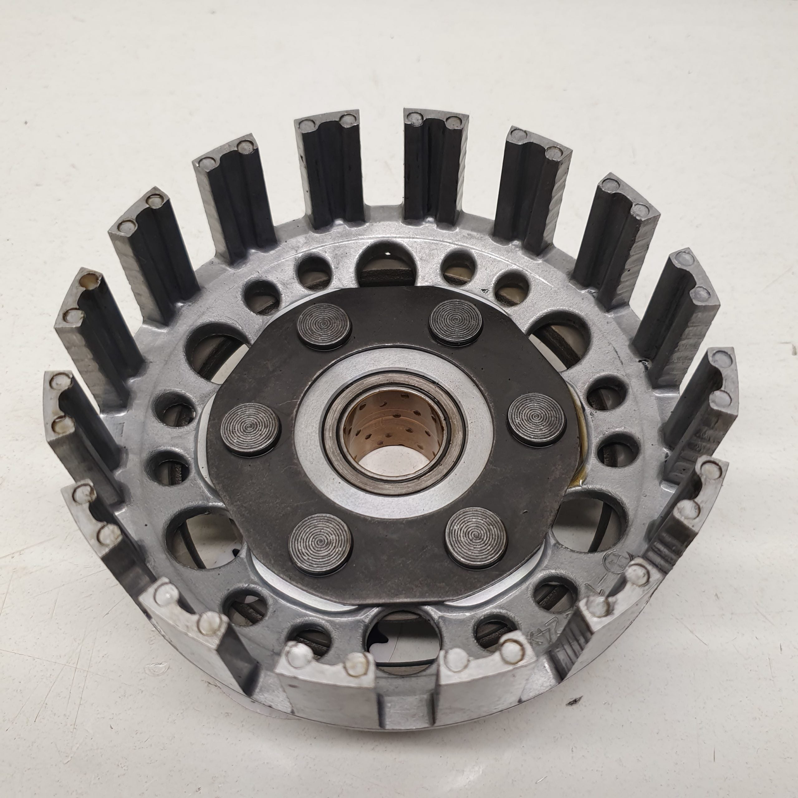 cloche embrayage yamaha 125 yz 43M 1984
