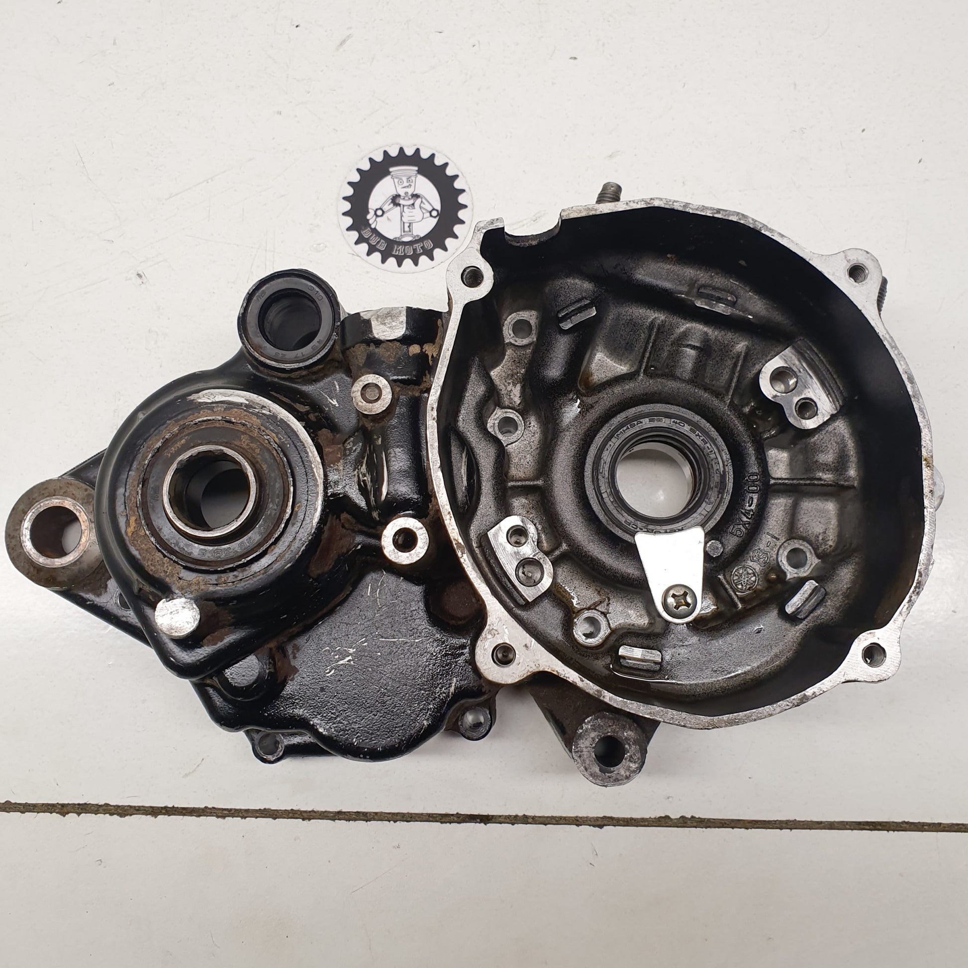 carter moteur gauche yamaha 125 yz 43M 1984-1