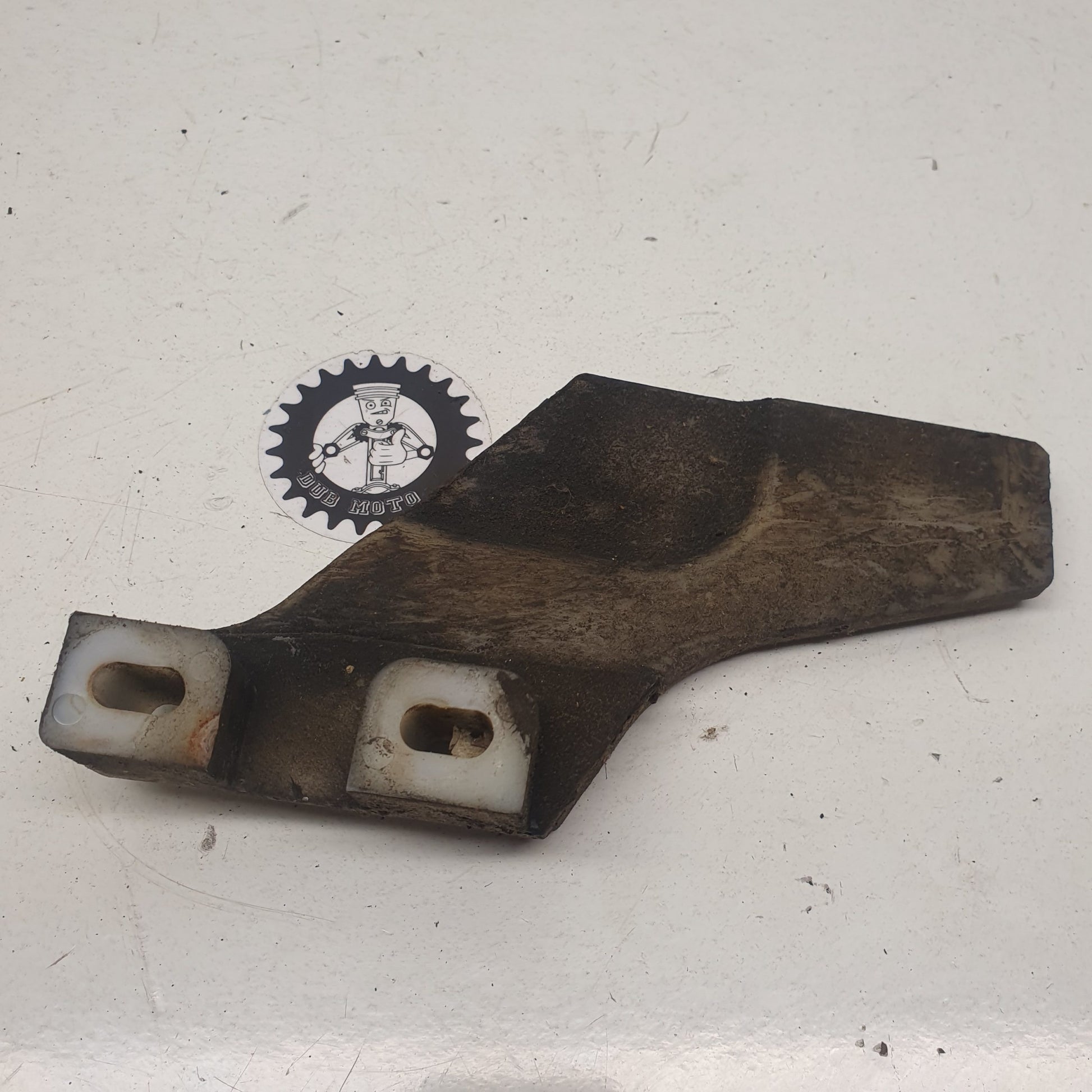 plastique guide chaine kawasaki 125 kmx-2