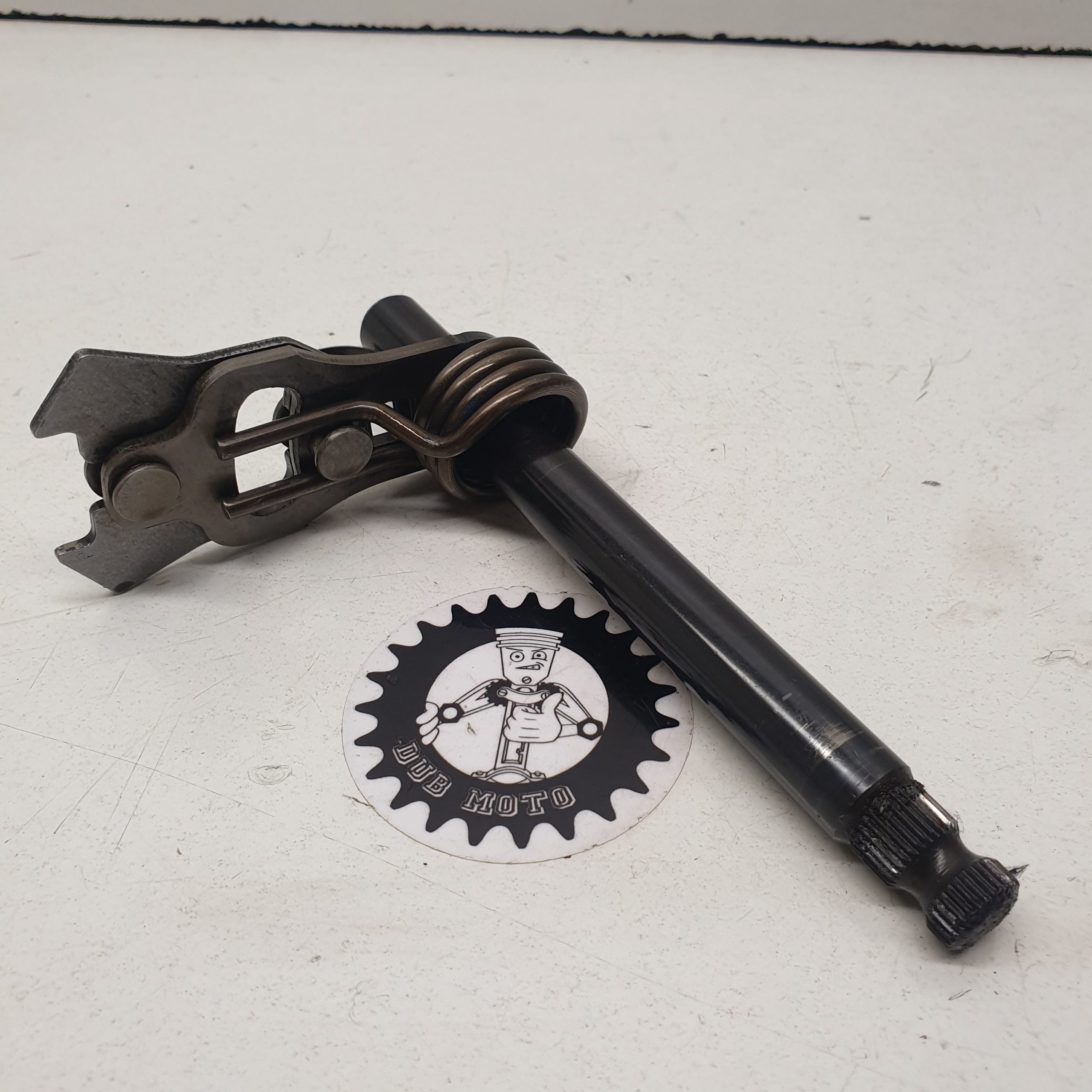 axe de selecteur kawasaki 125 kmx 1988