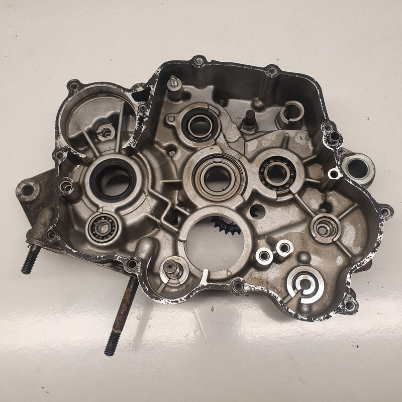 carter moteur droit kawasaki 125 kmx 1988-3