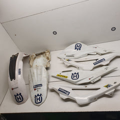 plastique husqvarna 250 te 2011-1