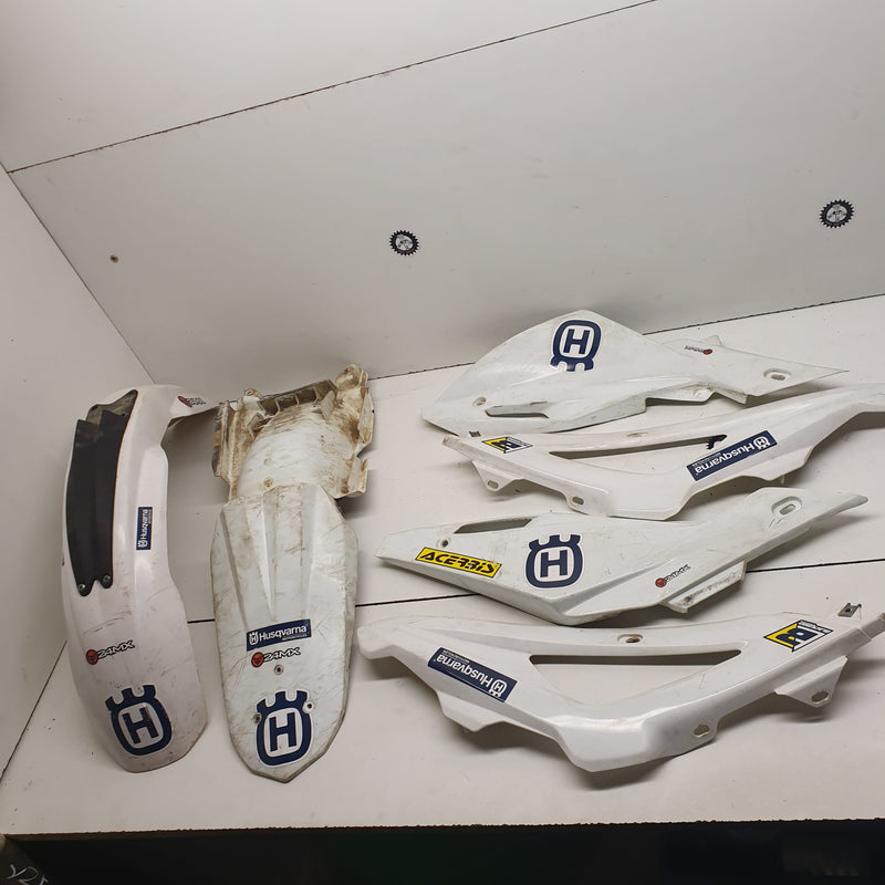 plastique husqvarna 250 te 2011-1
