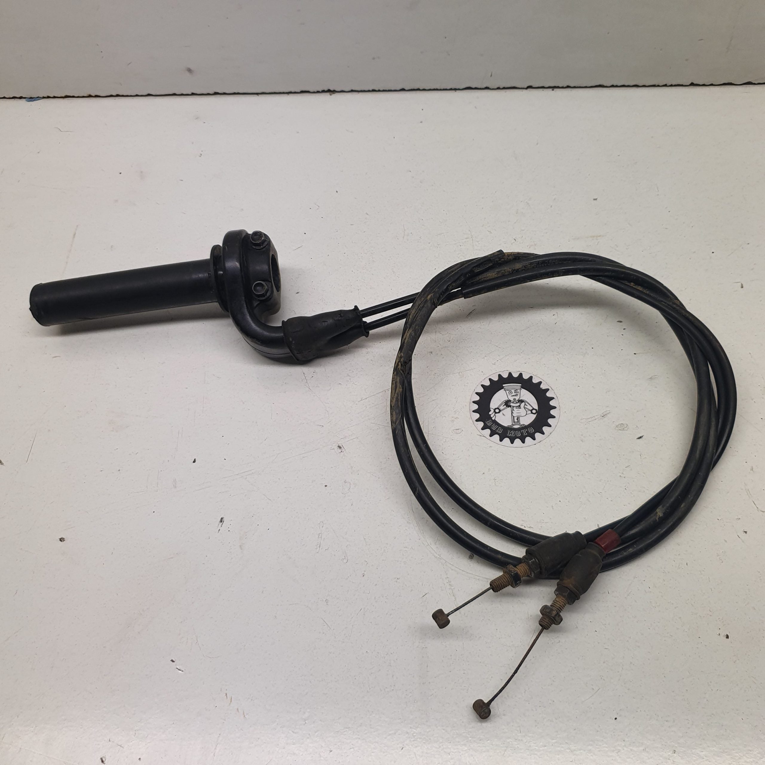 poignée et cable accélérateur husqvarna 250 te 2011