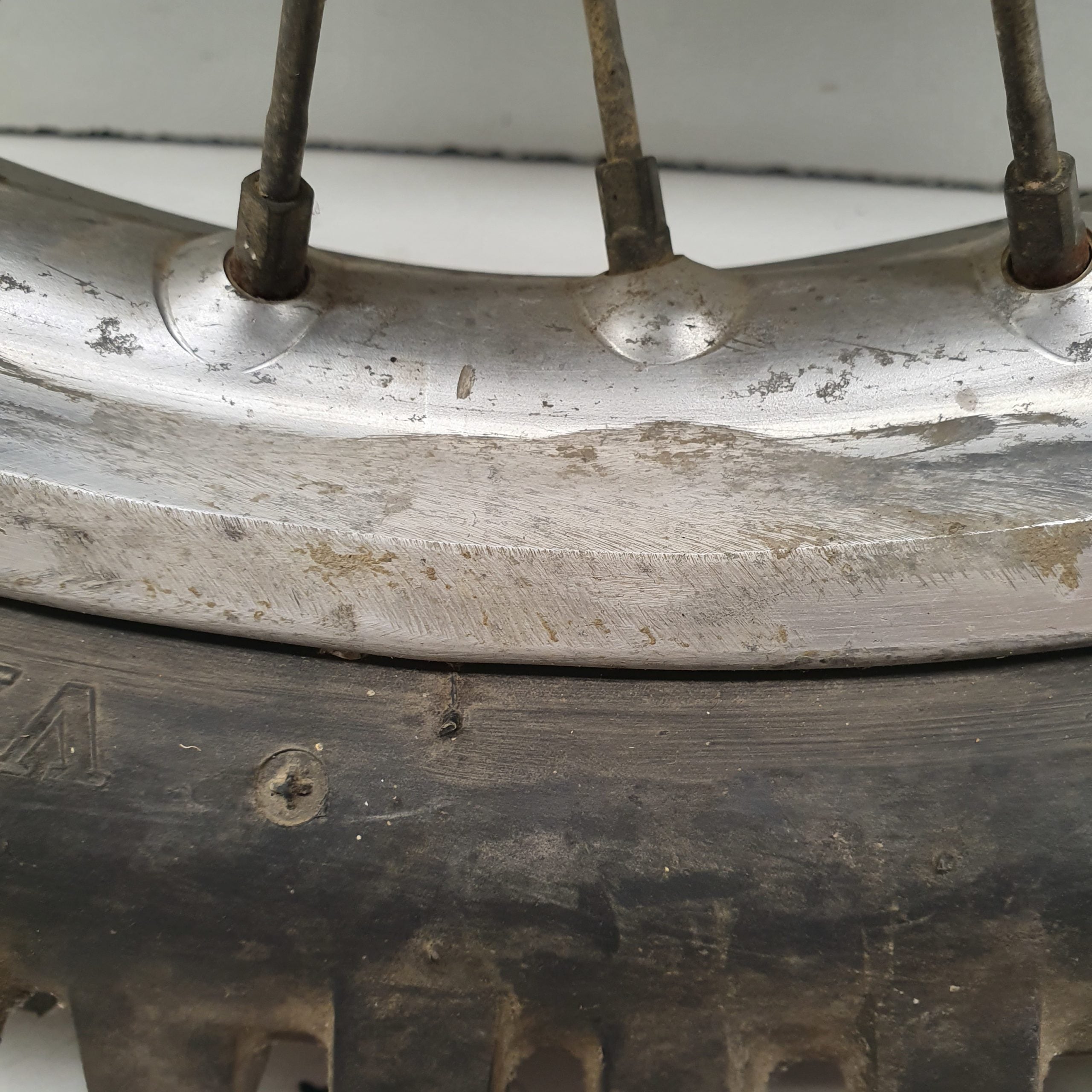 roue arrière honda 125 cr 1992