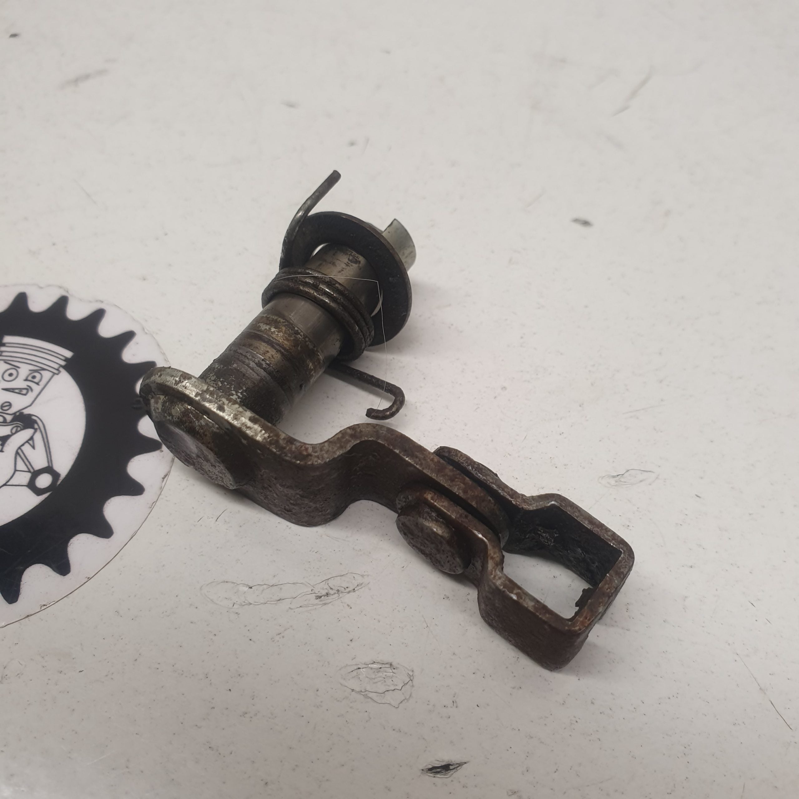 axe commande embrayage honda 125 cr 1992