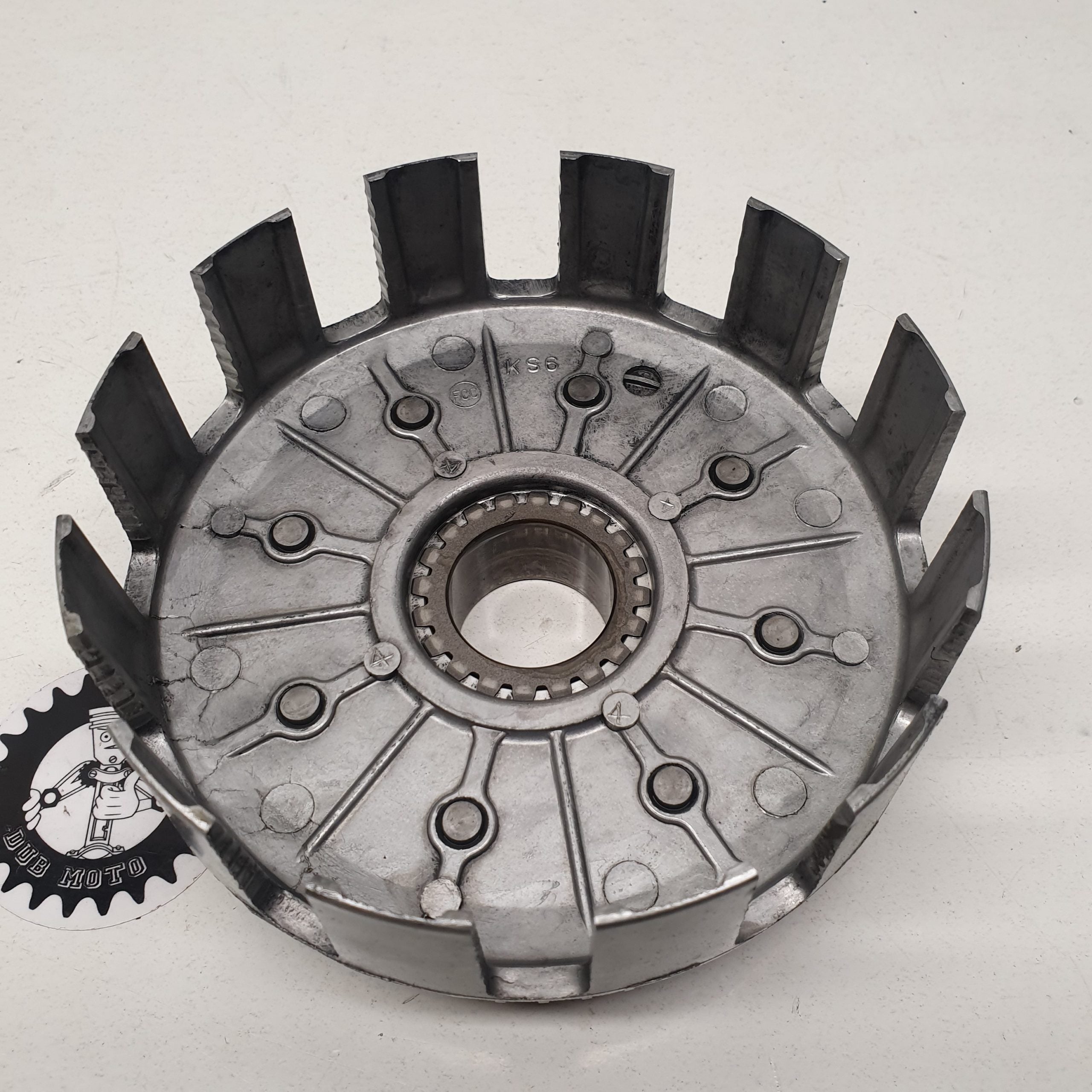 cloche embrayage honda 125 cr 1992