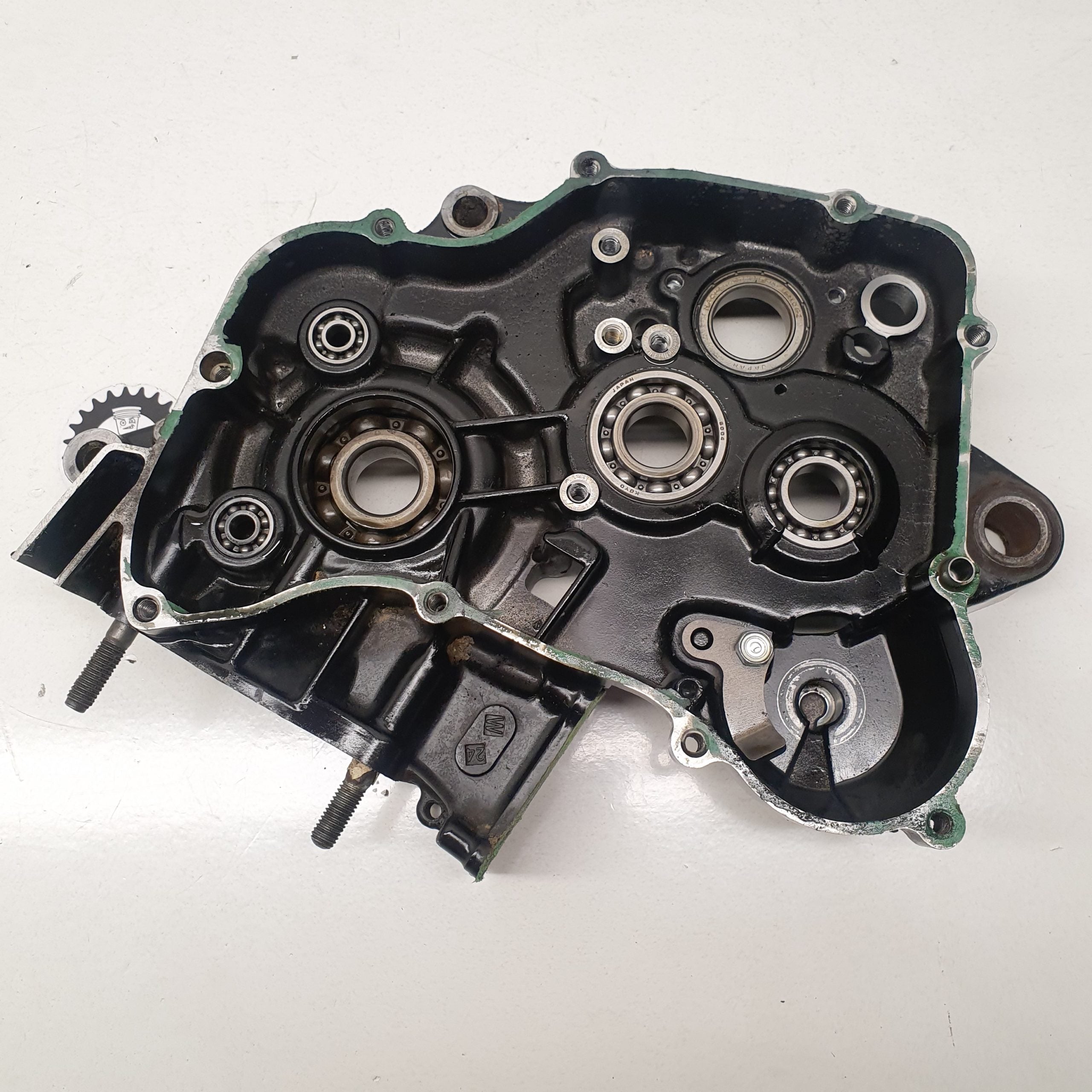 carter moteur droit honda 125 cr 1992-4