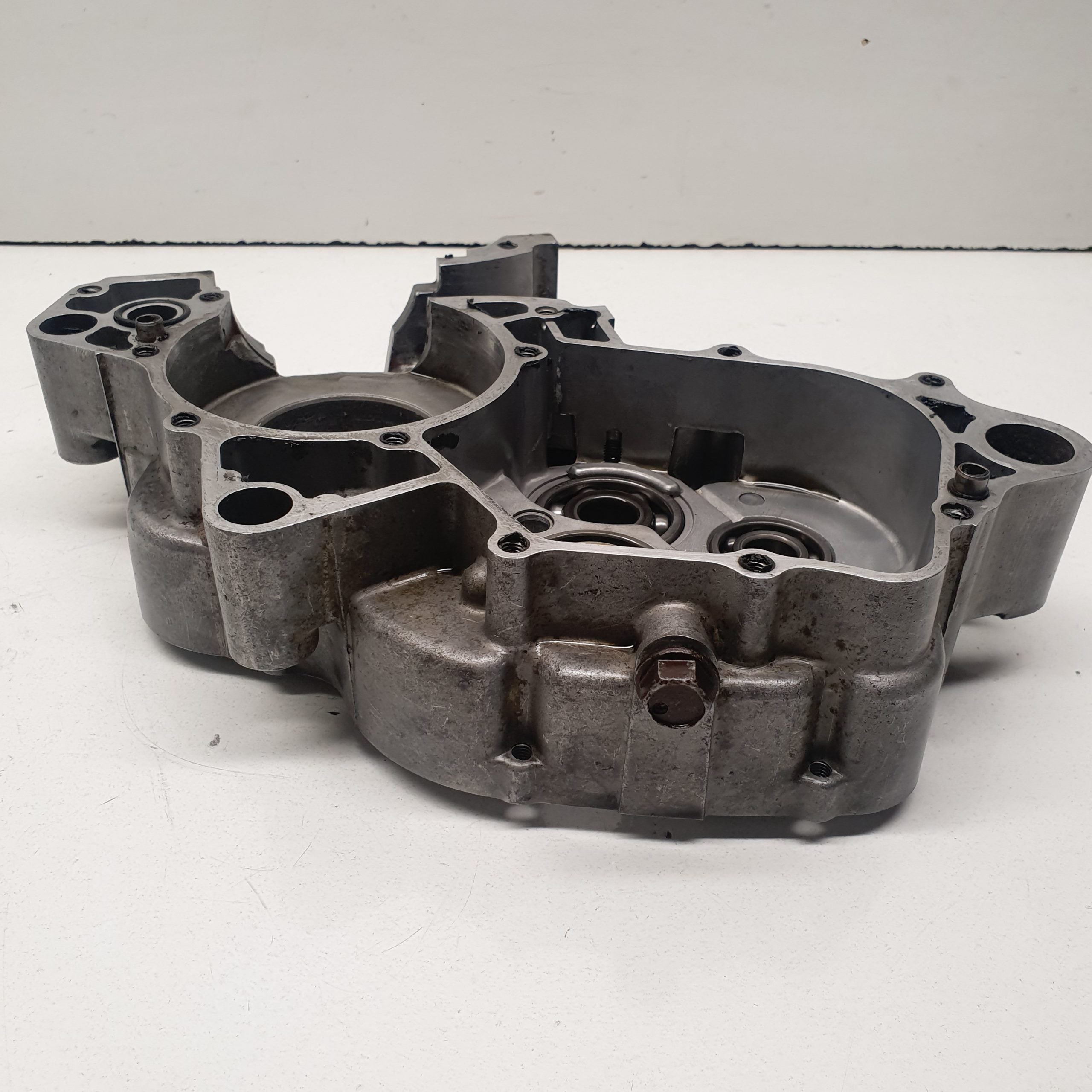 carter moteur droit kawasaki 125 kx 1993