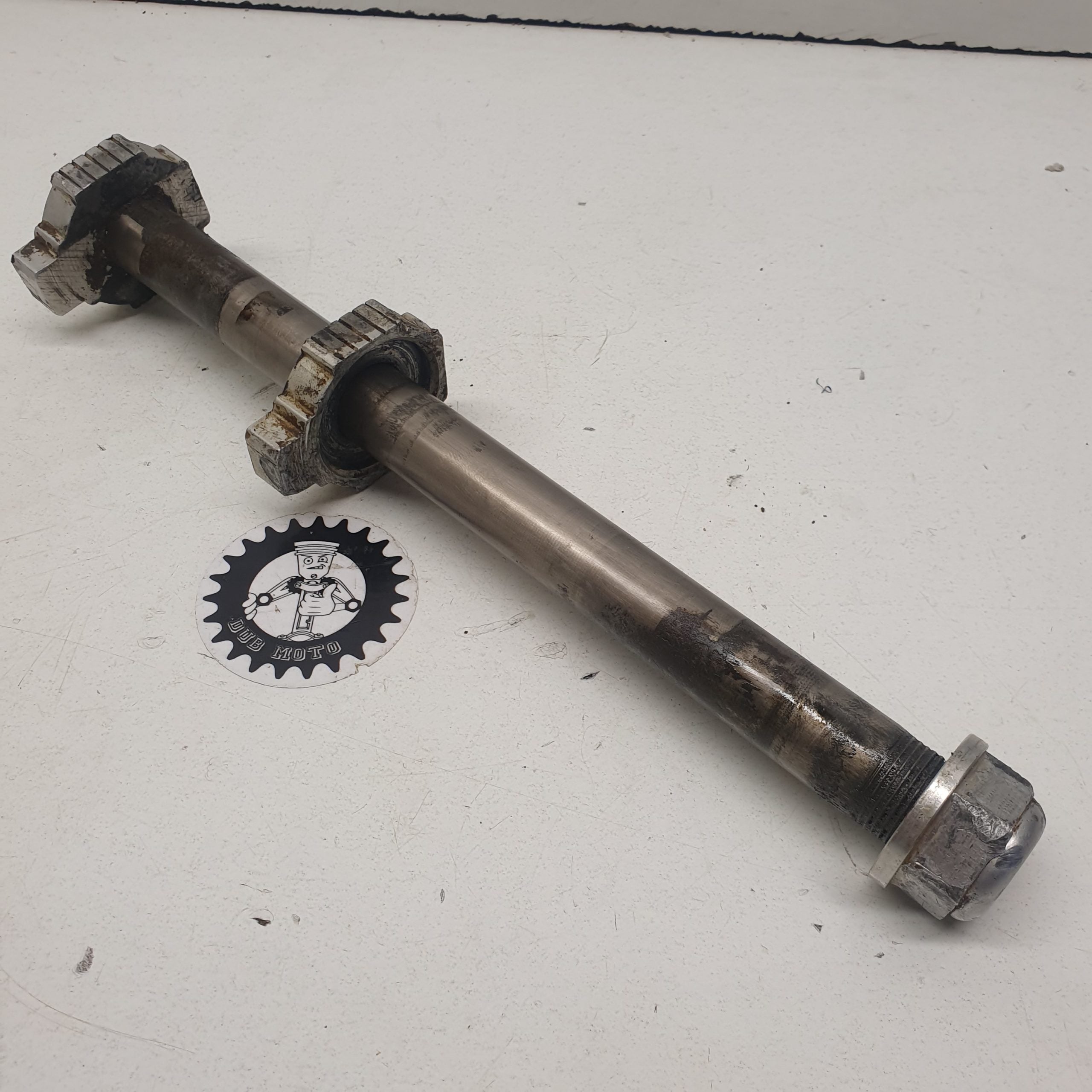 axe roue arrière ktm 125 sx 2001