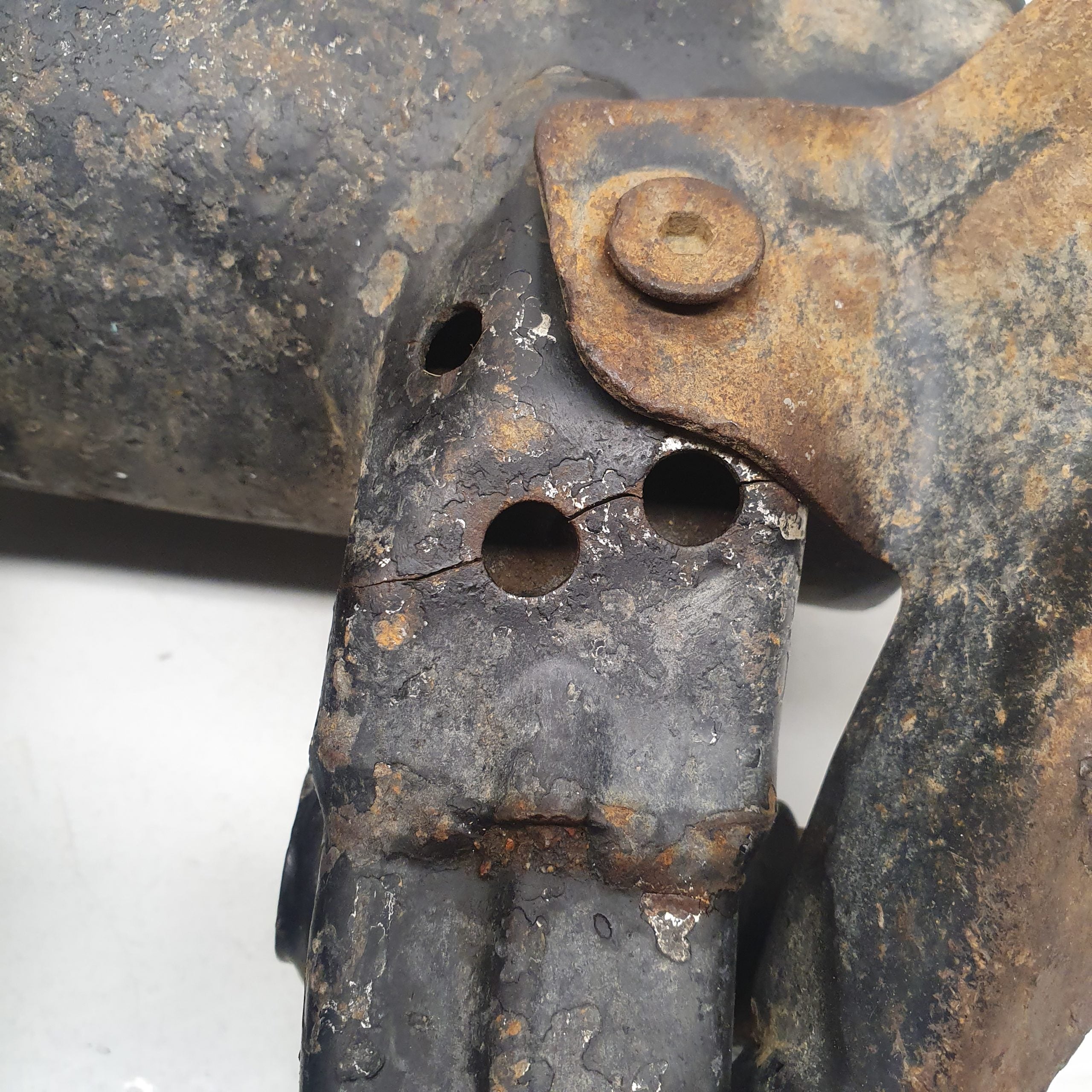 Bras osicllant suzuki 450 ltr-3