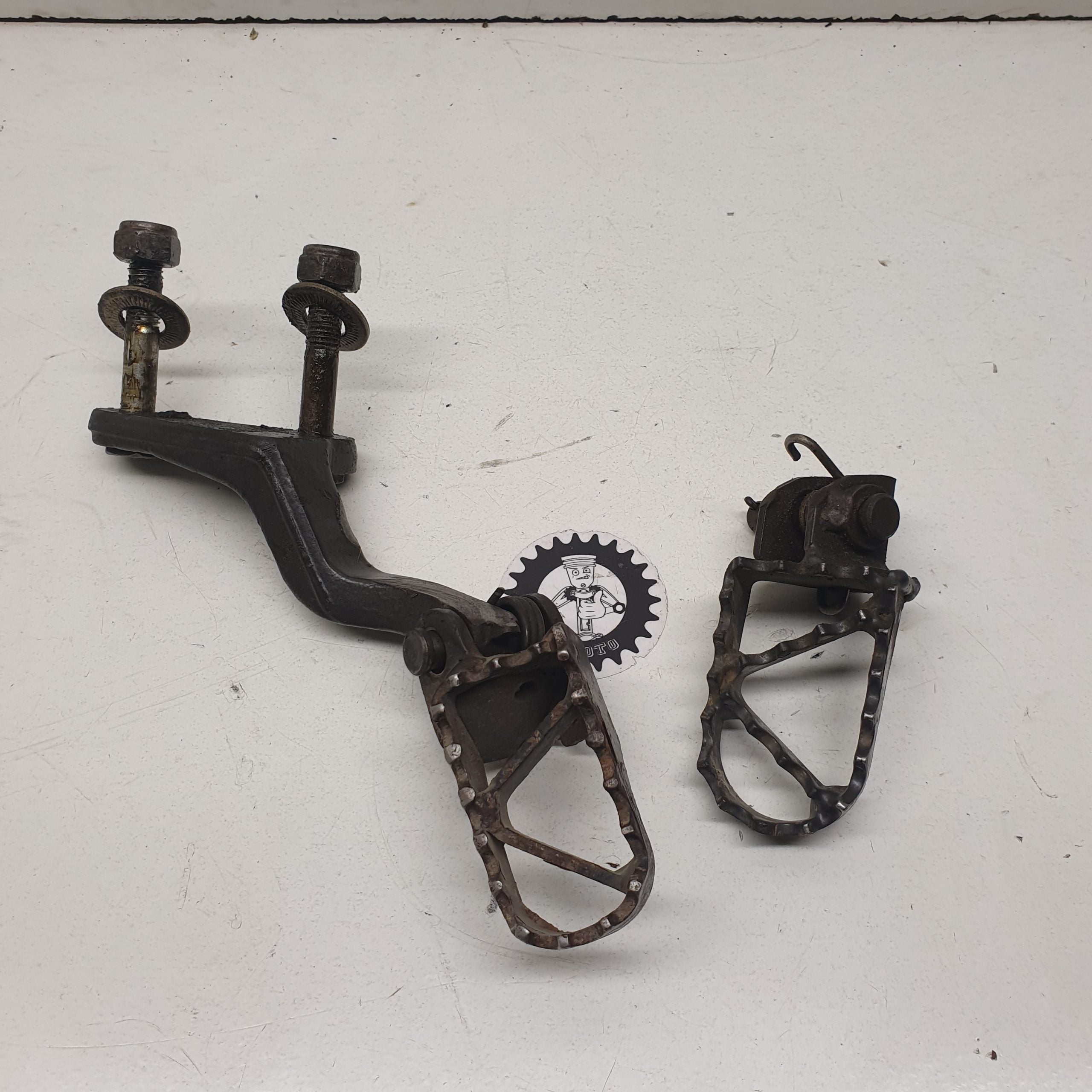 cale pied avant ktm 600 lc4 1994