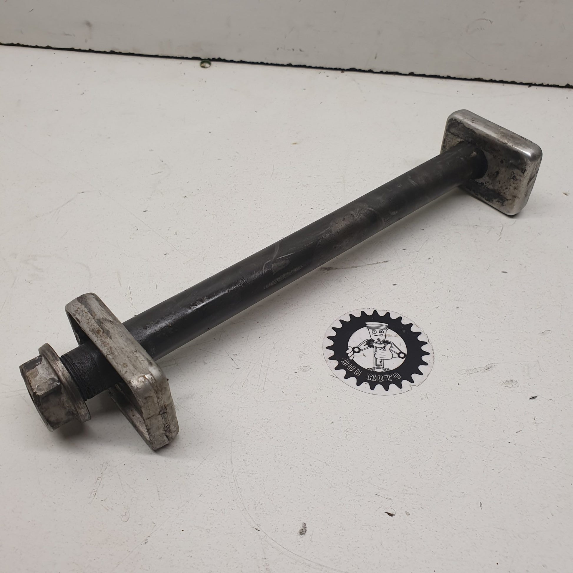 axe roue arrière ktm 600 lc4 1994-1
