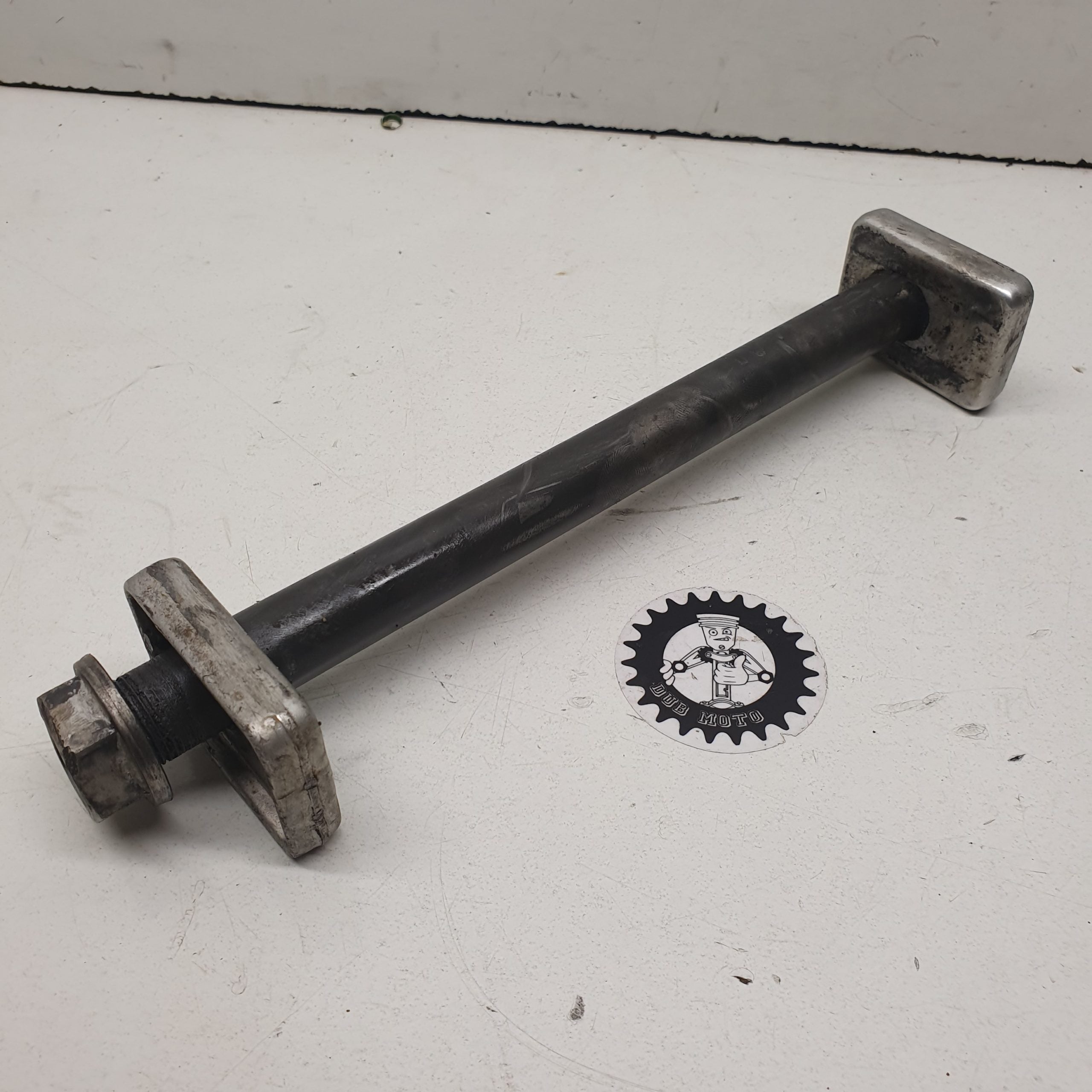 axe roue arrière ktm 600 lc4 1994
