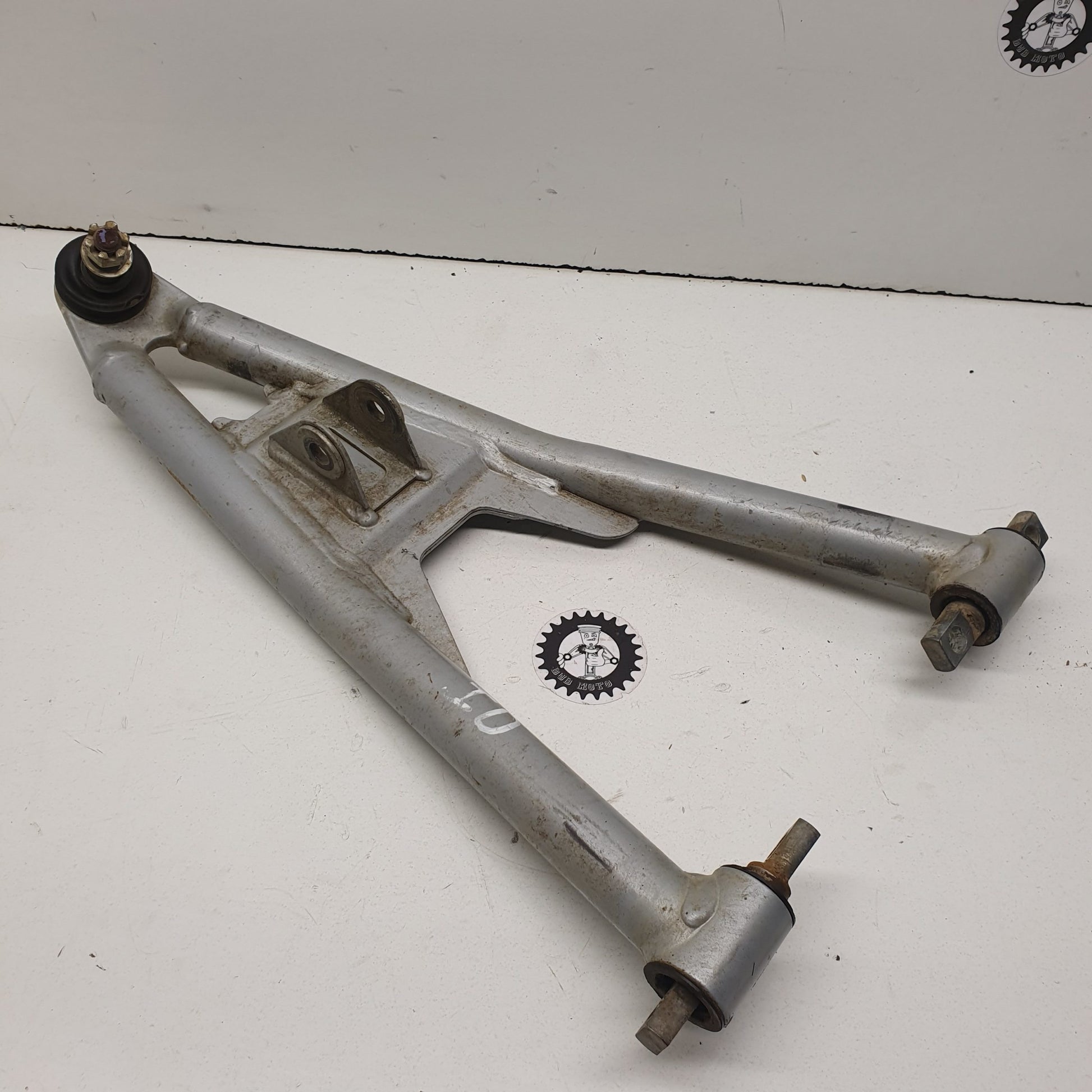 triangle inférieur droit kawasaki 450 kfx 2008-1