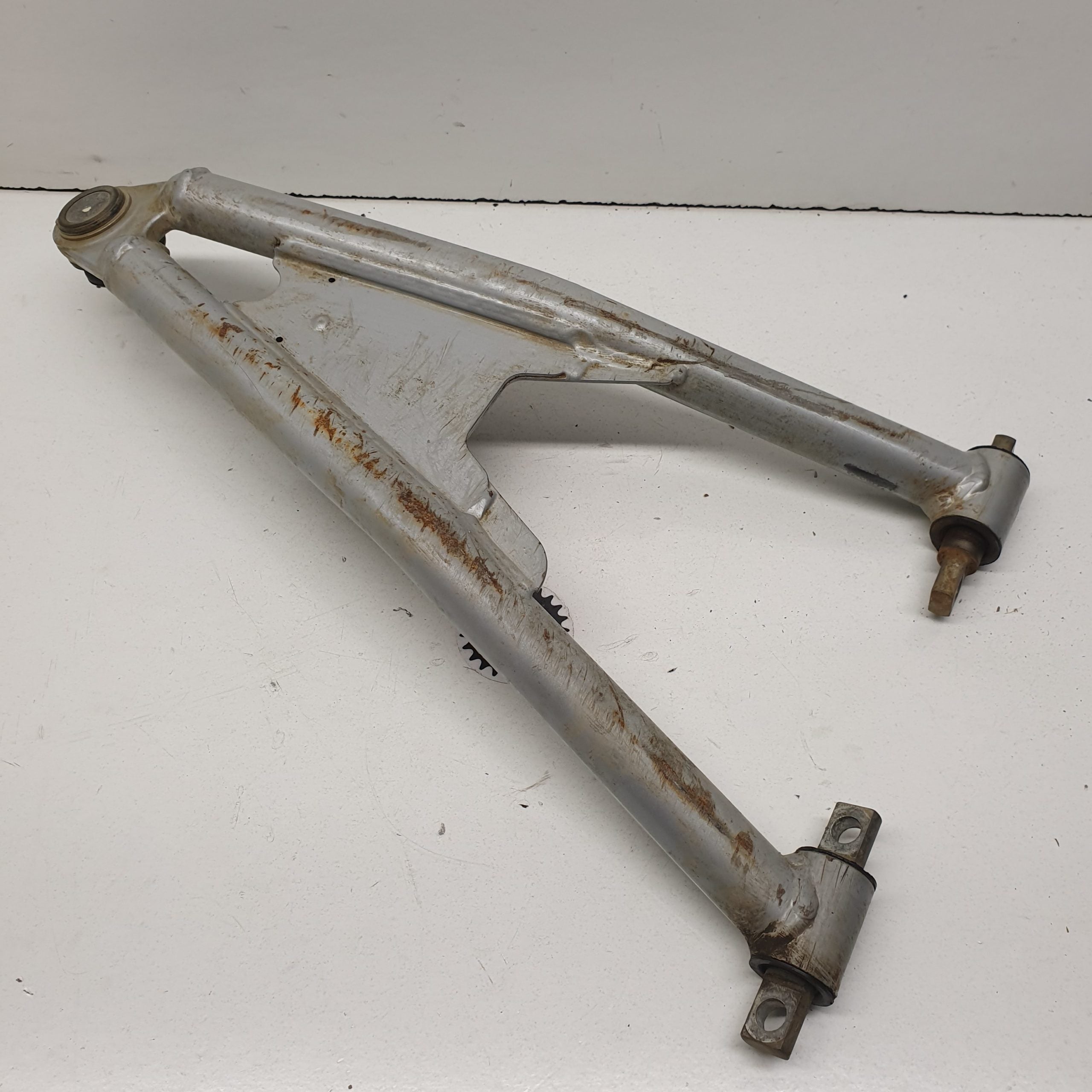 triangle inférieur droit kawasaki 450 kfx 2008