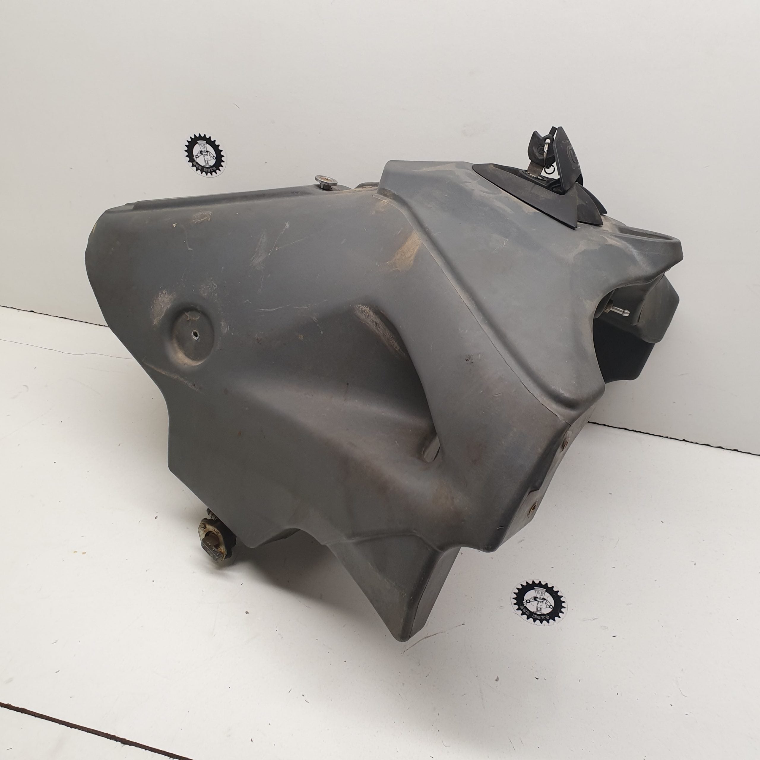 réservoir husqvarna 610