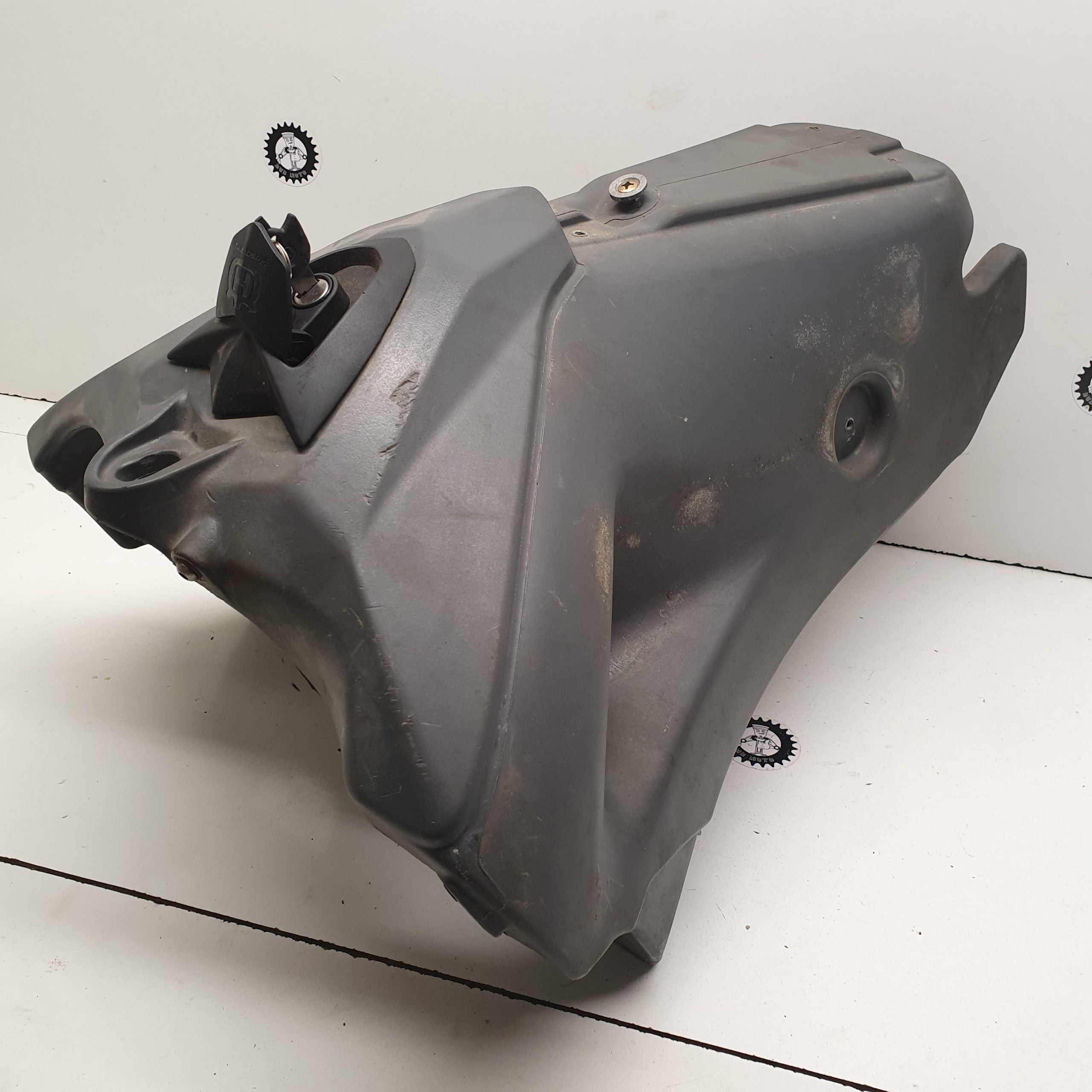 réservoir husqvarna 610