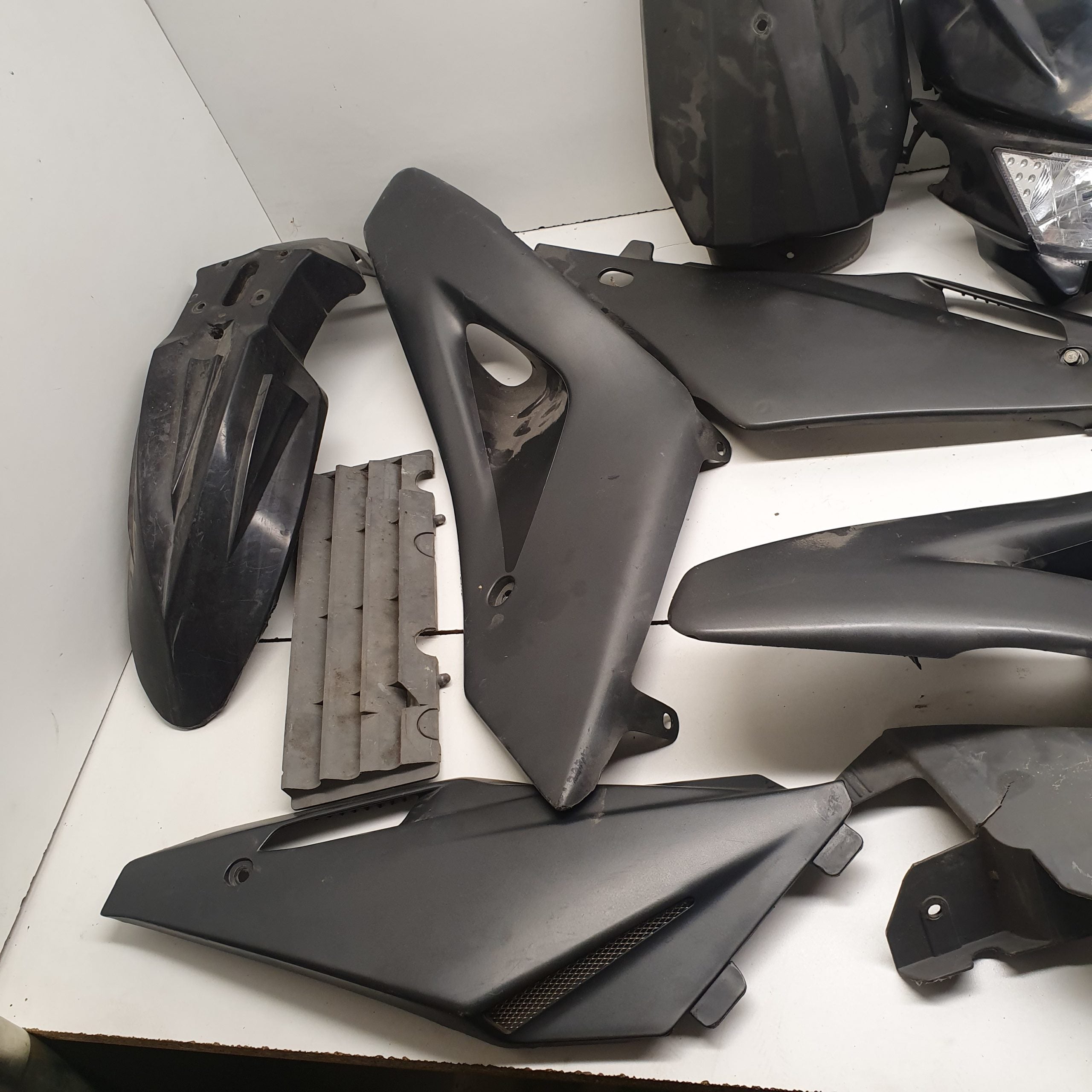 plastiques husavarna 610-4