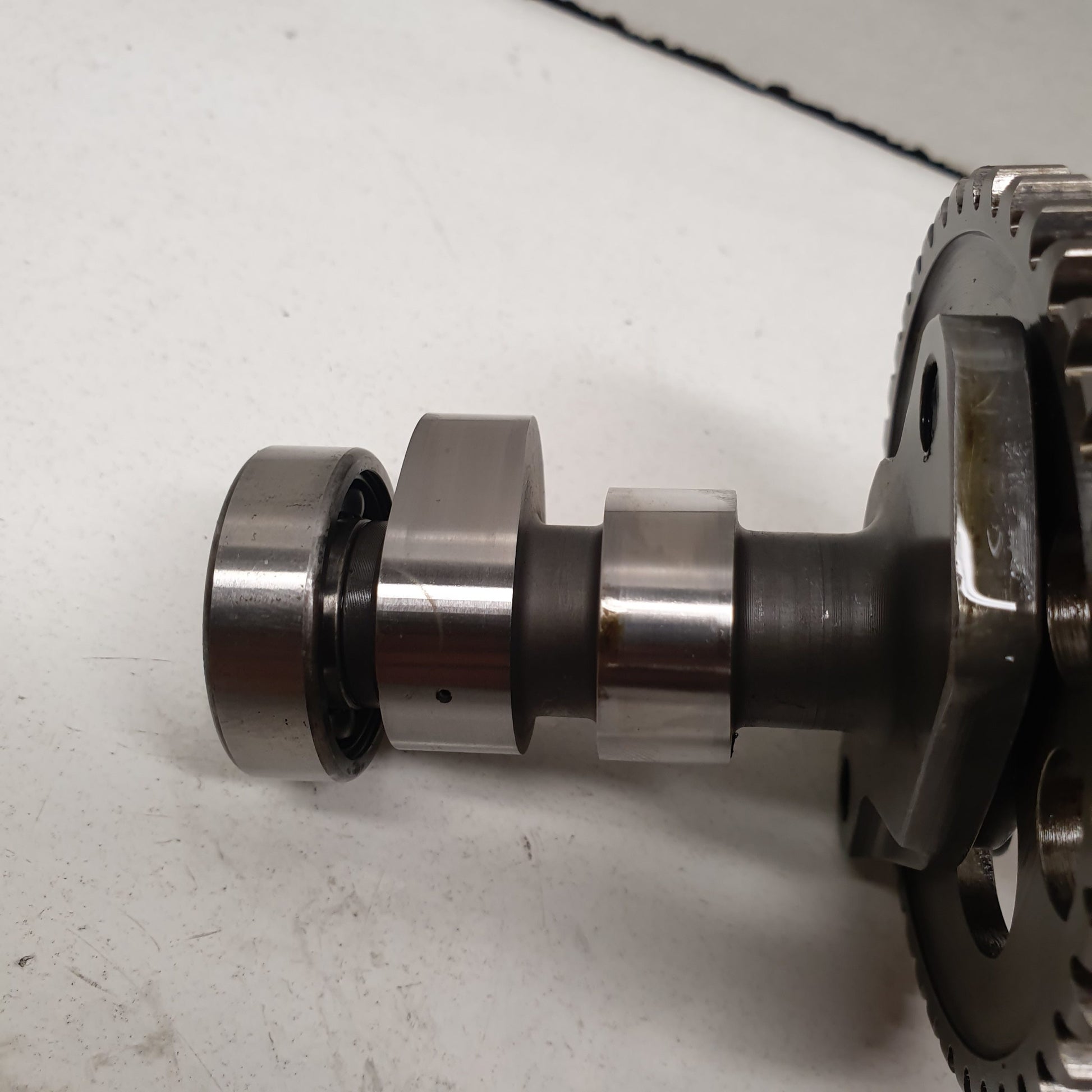 arbre a came husqvarna 610-3