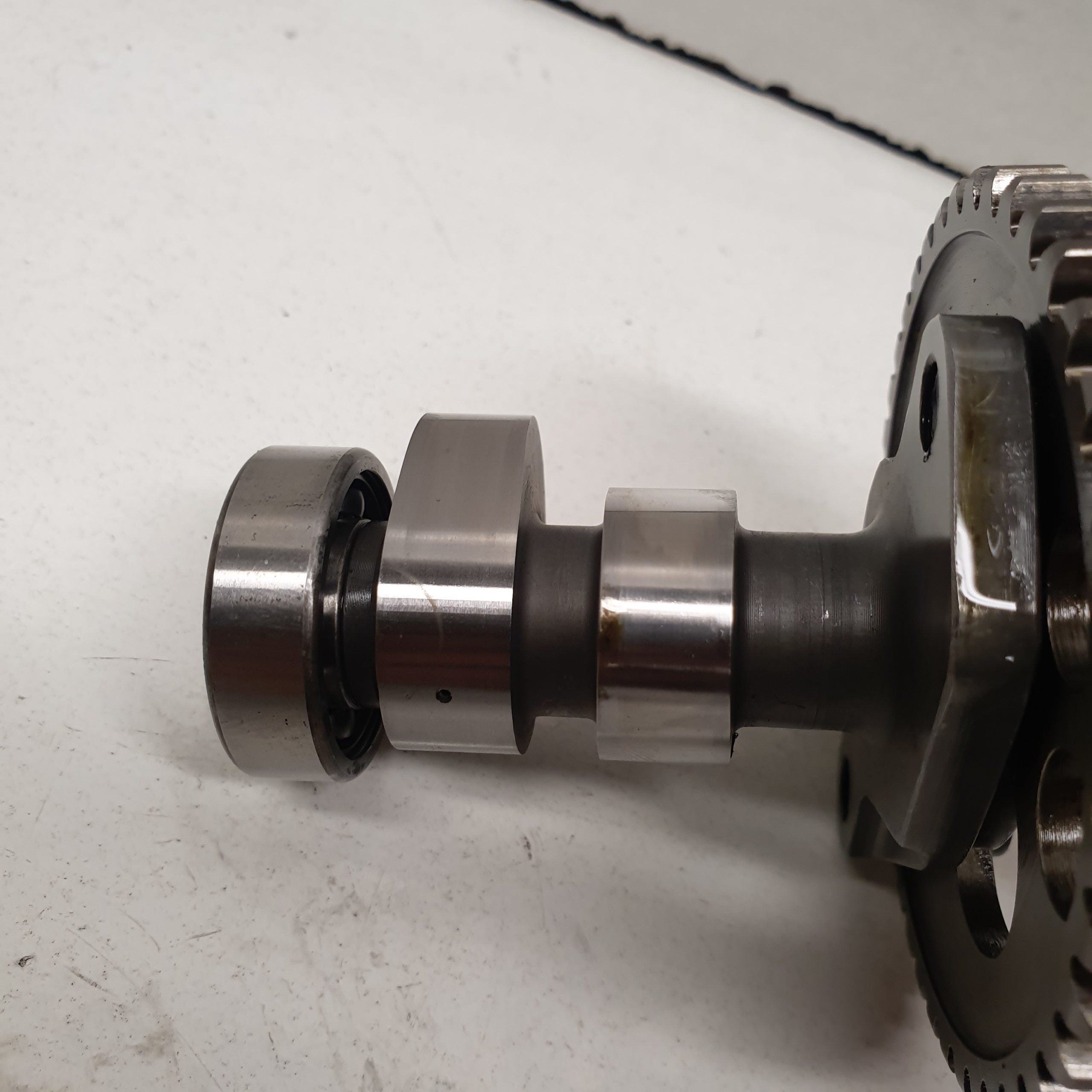 arbre a came husqvarna 610-3