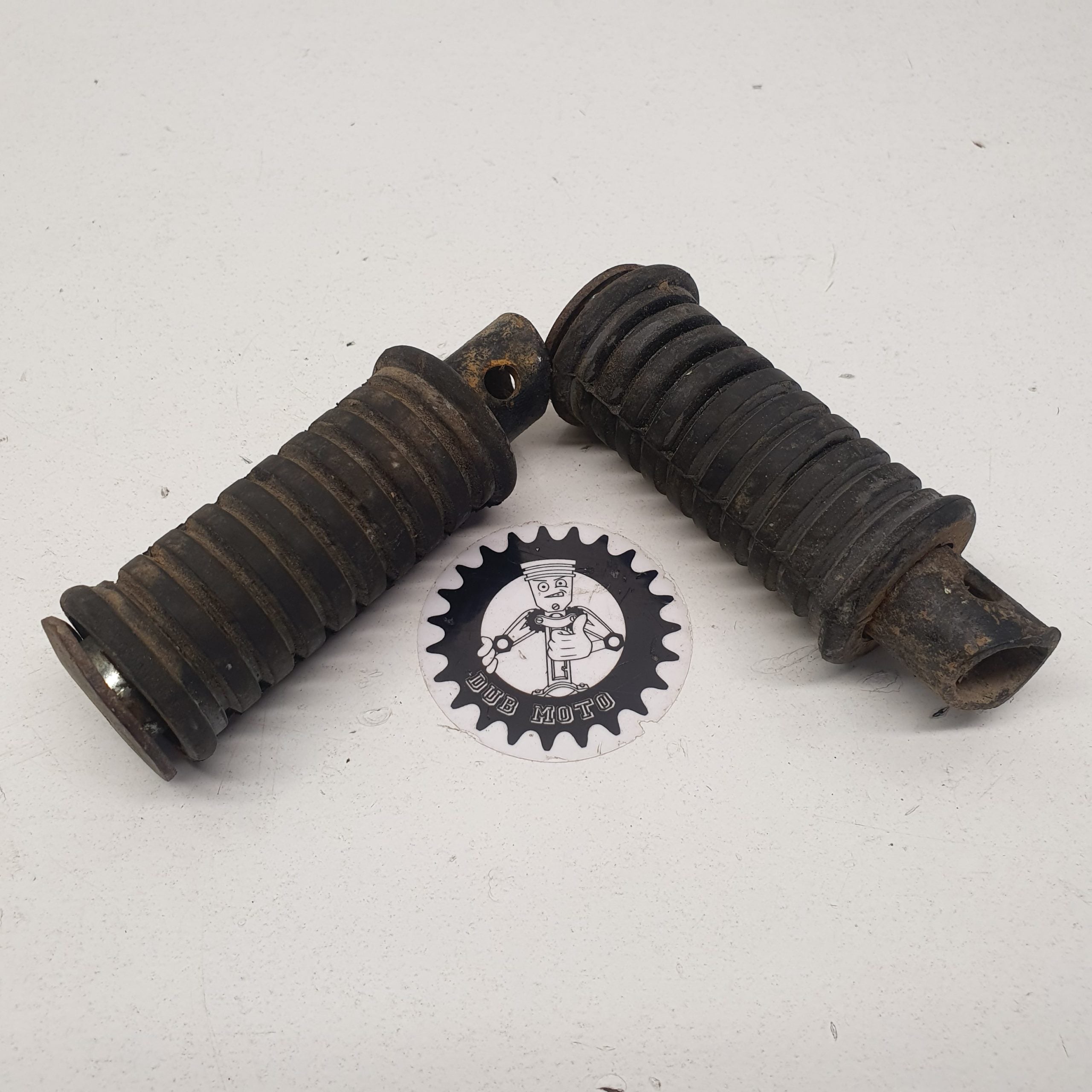 cales pieds kawasaki 80 ae 1982