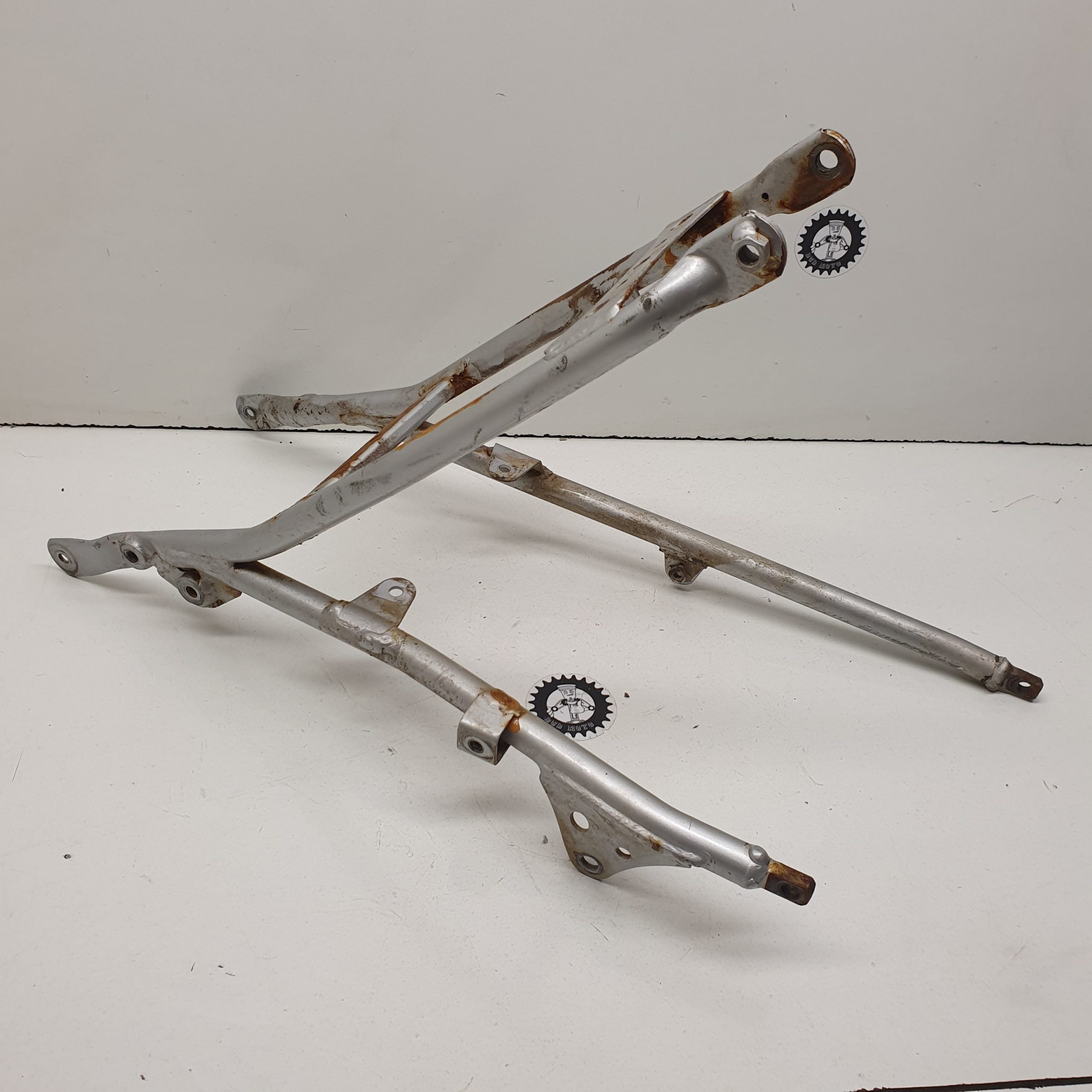 boucle arrière honda 150 crf 2009