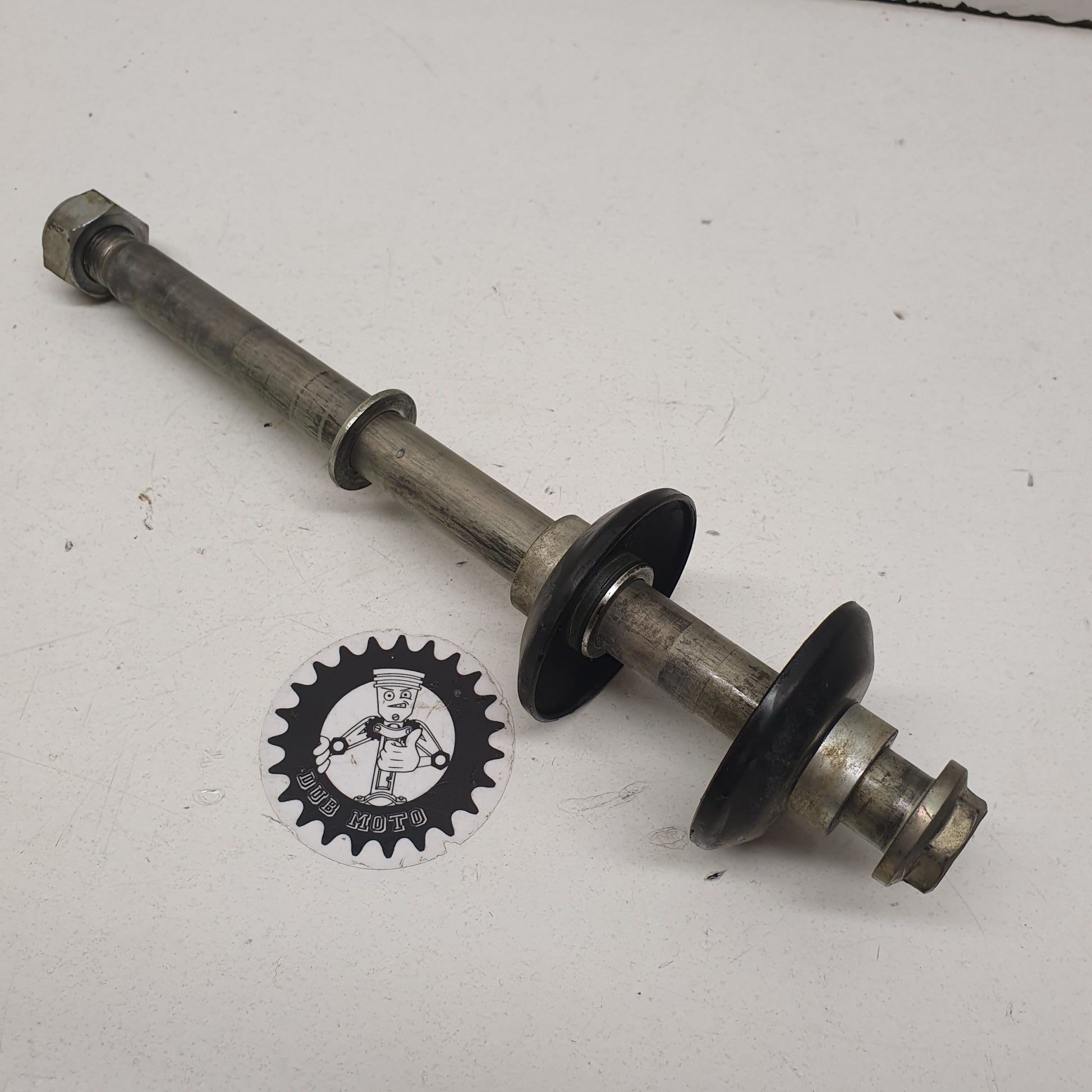 axe roue avant honda 150 crf 2009-1