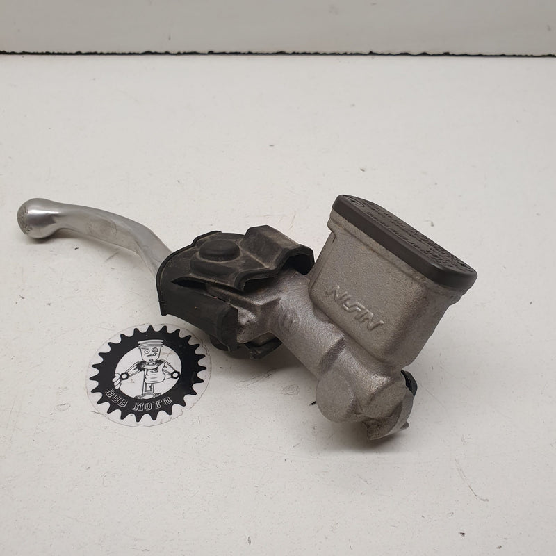 maitre cylindre frein avant honda 150 crf 2009-1