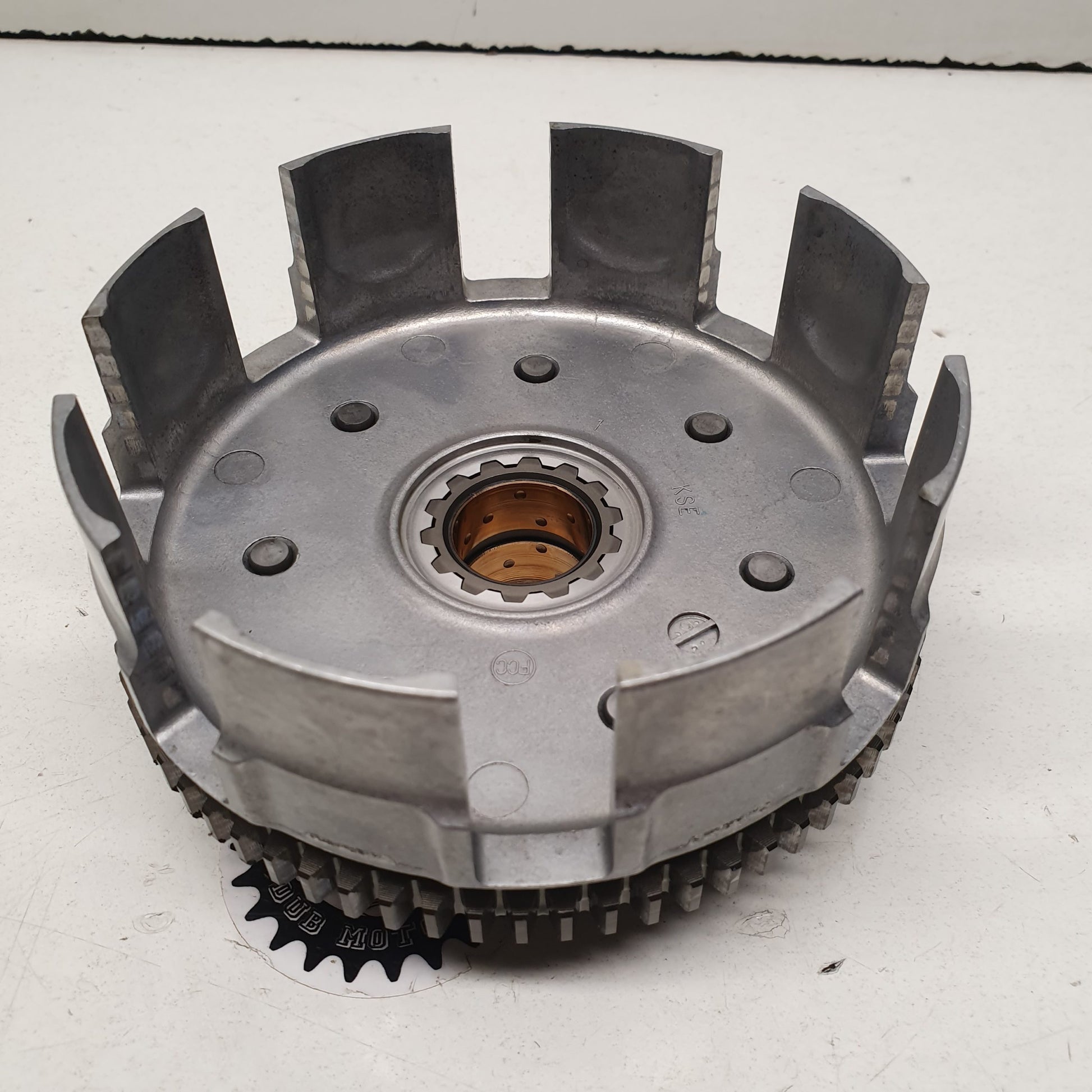 cloche embrayage honda 150 crf 2009-1