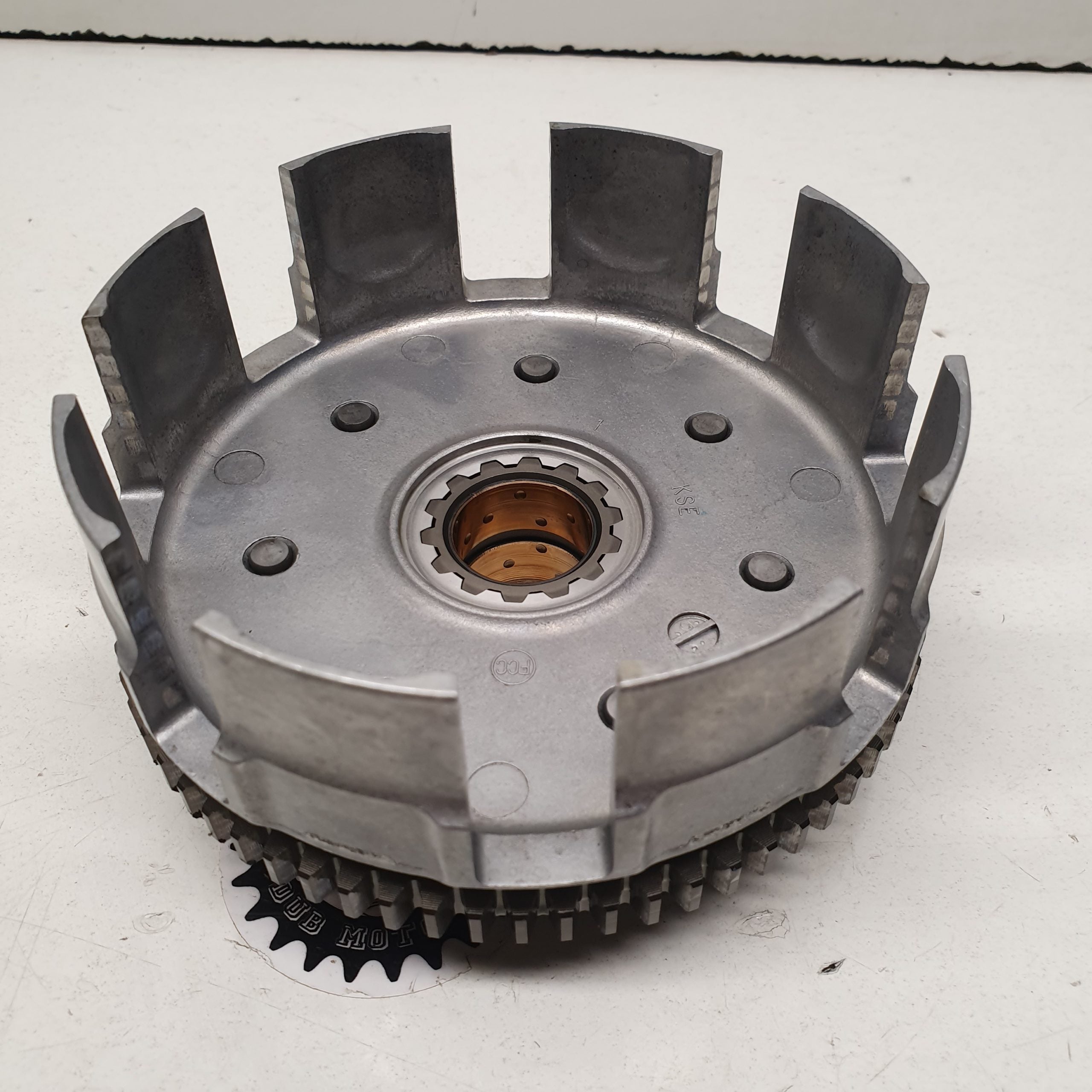 cloche embrayage honda 150 crf 2009
