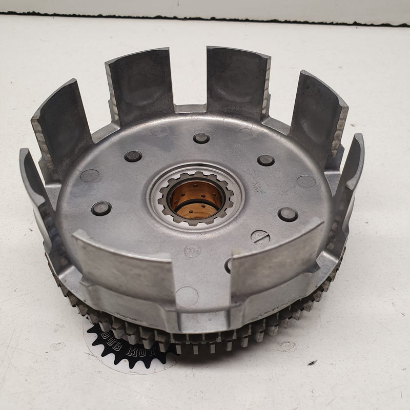 cloche embrayage honda 150 crf 2009-1