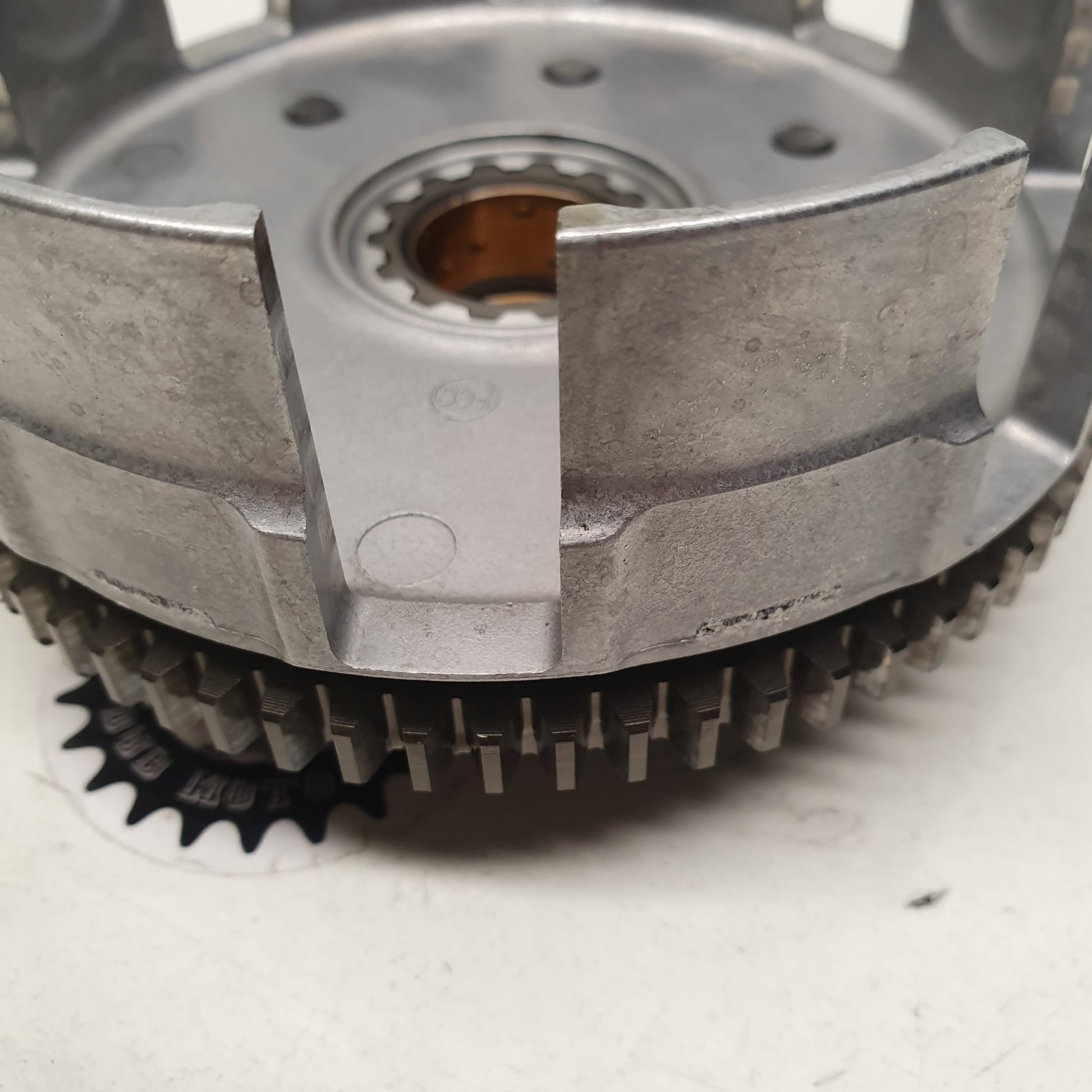 cloche embrayage honda 150 crf 2009-2
