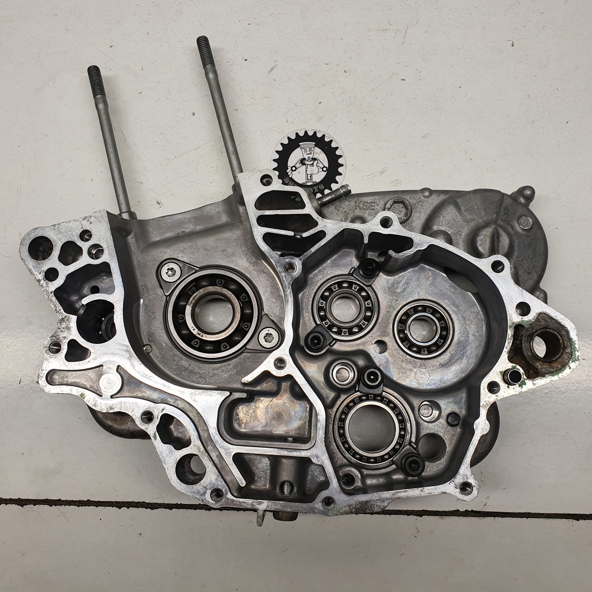 carter moteur droit honda 150 crf 2009-1