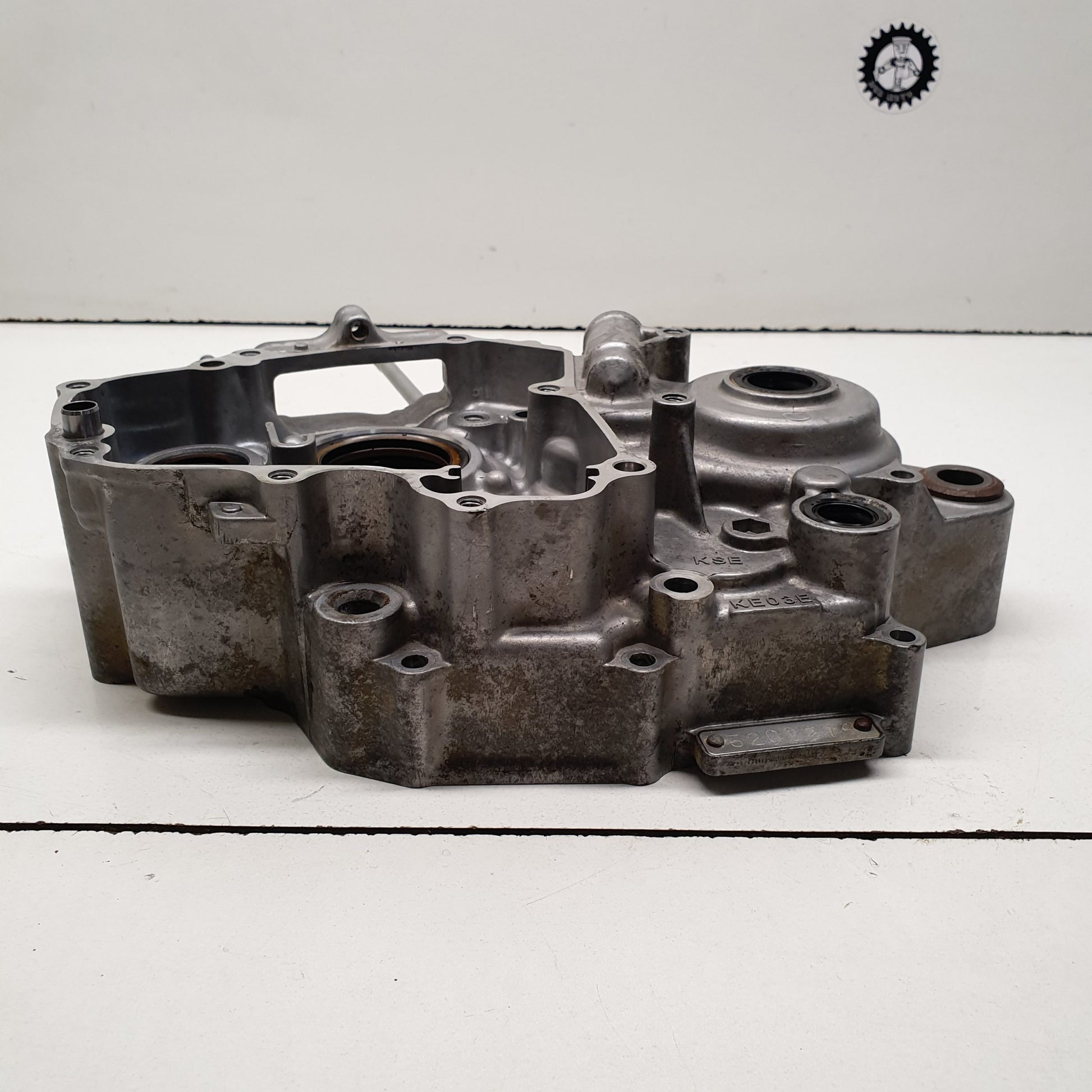 carter moteur gauche honda 150 crf 2009-2