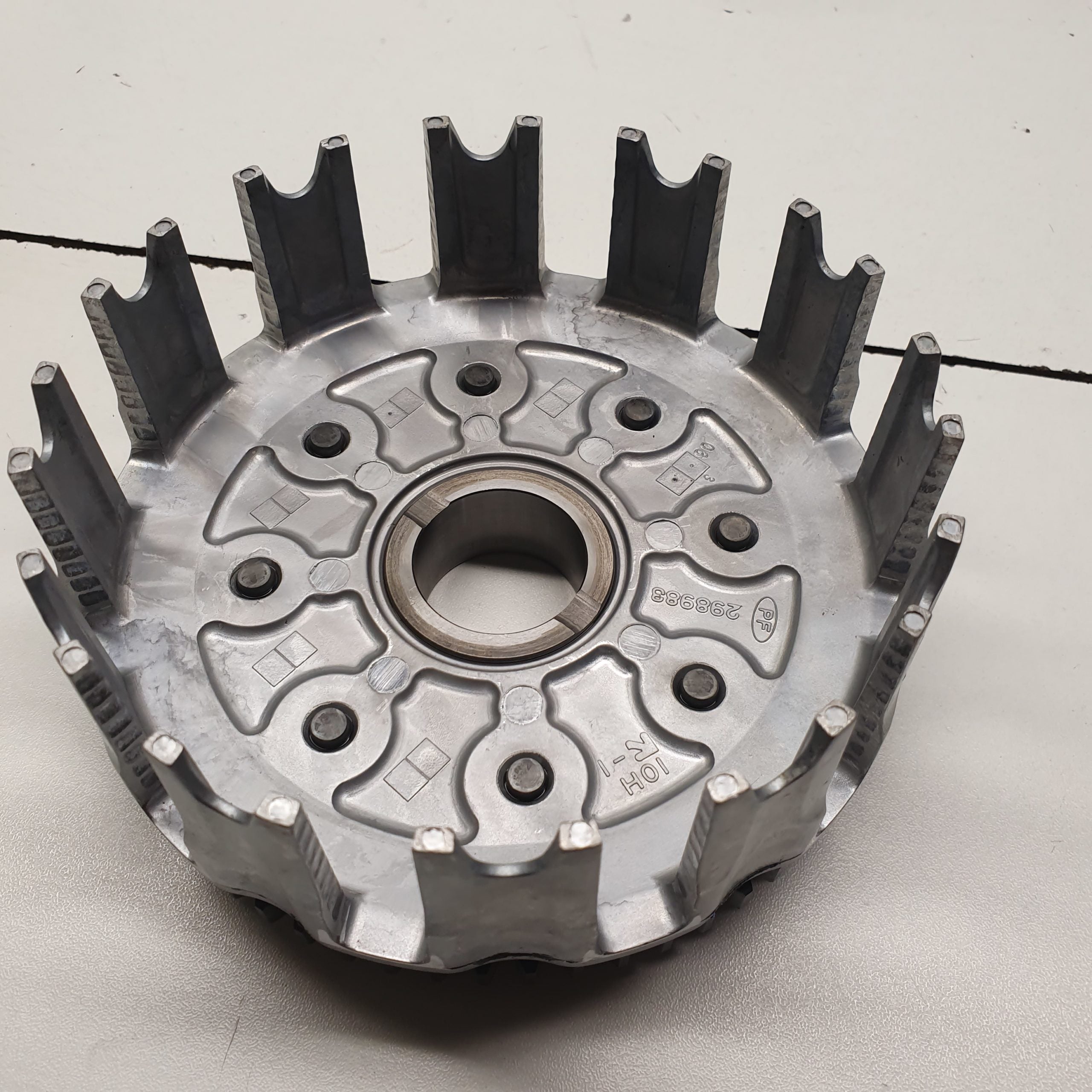 cloche embrayage suzuki 250 rmz 2007