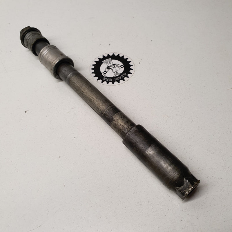 axe roue avant honda 125 cr 1994-1