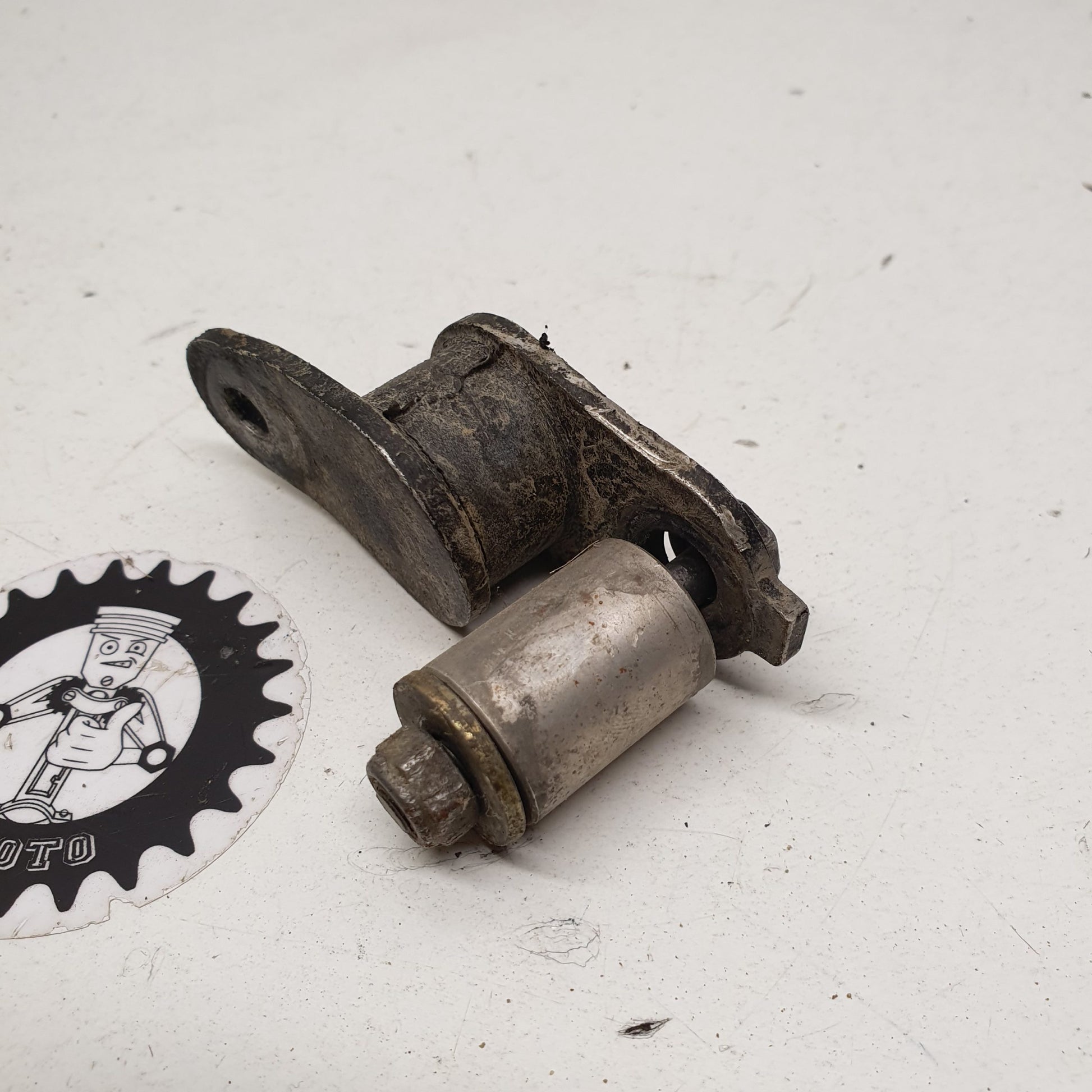 fixation echappement honda 125 cr 1994-1