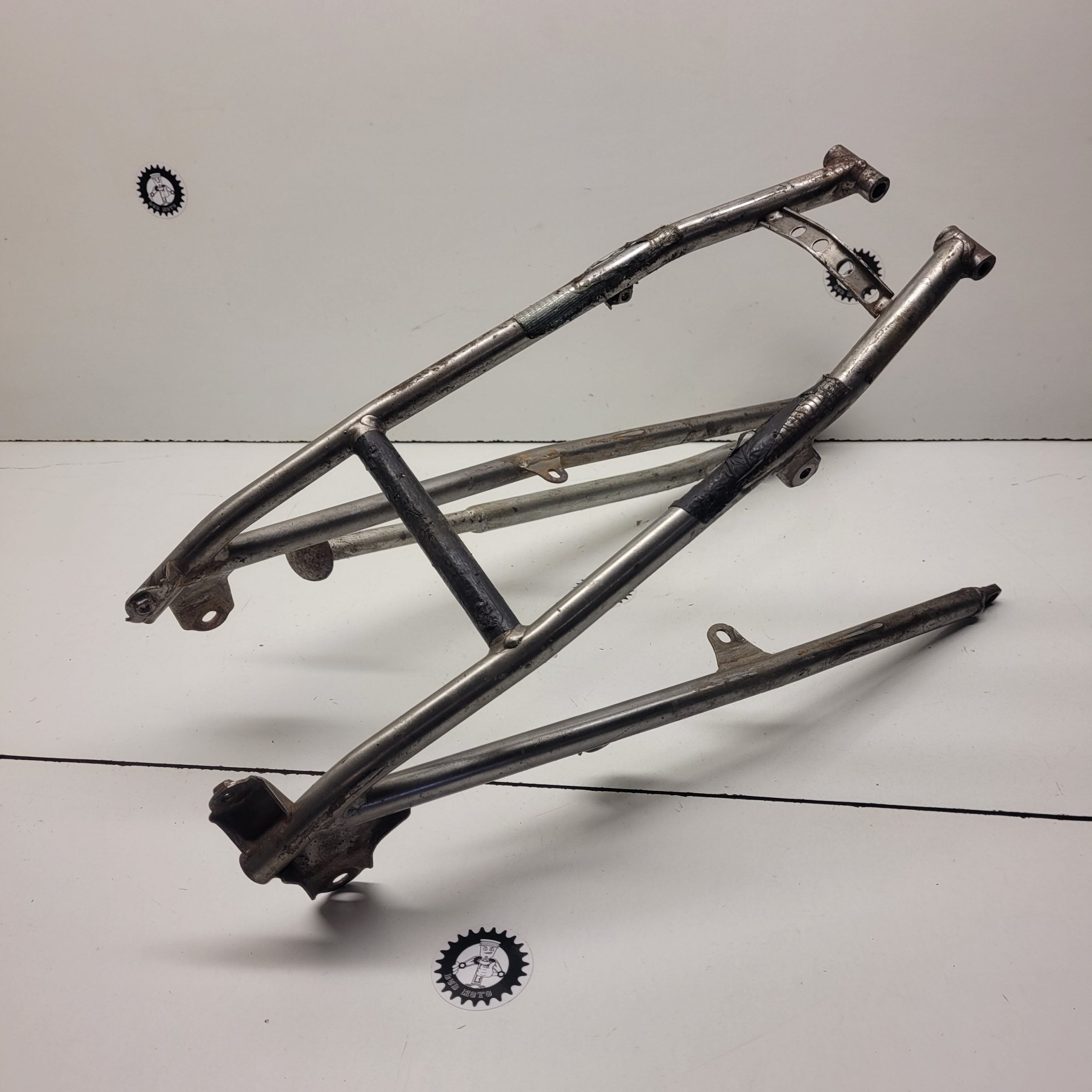 boucle arriere, bequille yamaha 250 yz 1996