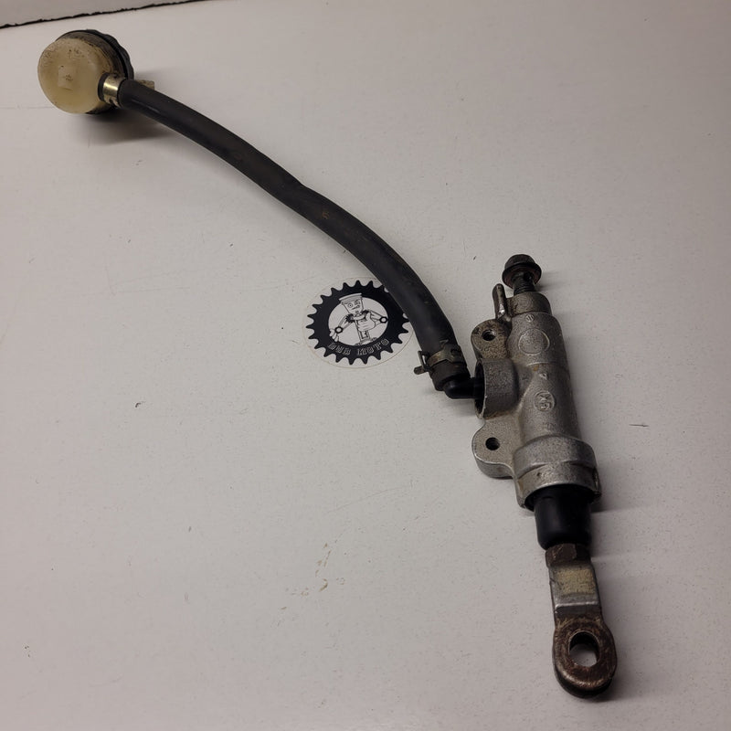 maitre cylindre yamaha 250 yz 1996-1