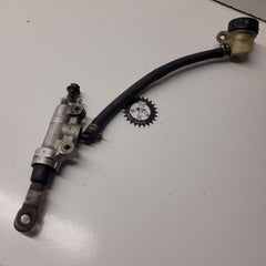 maitre cylindre yamaha 250 yz 1996-2