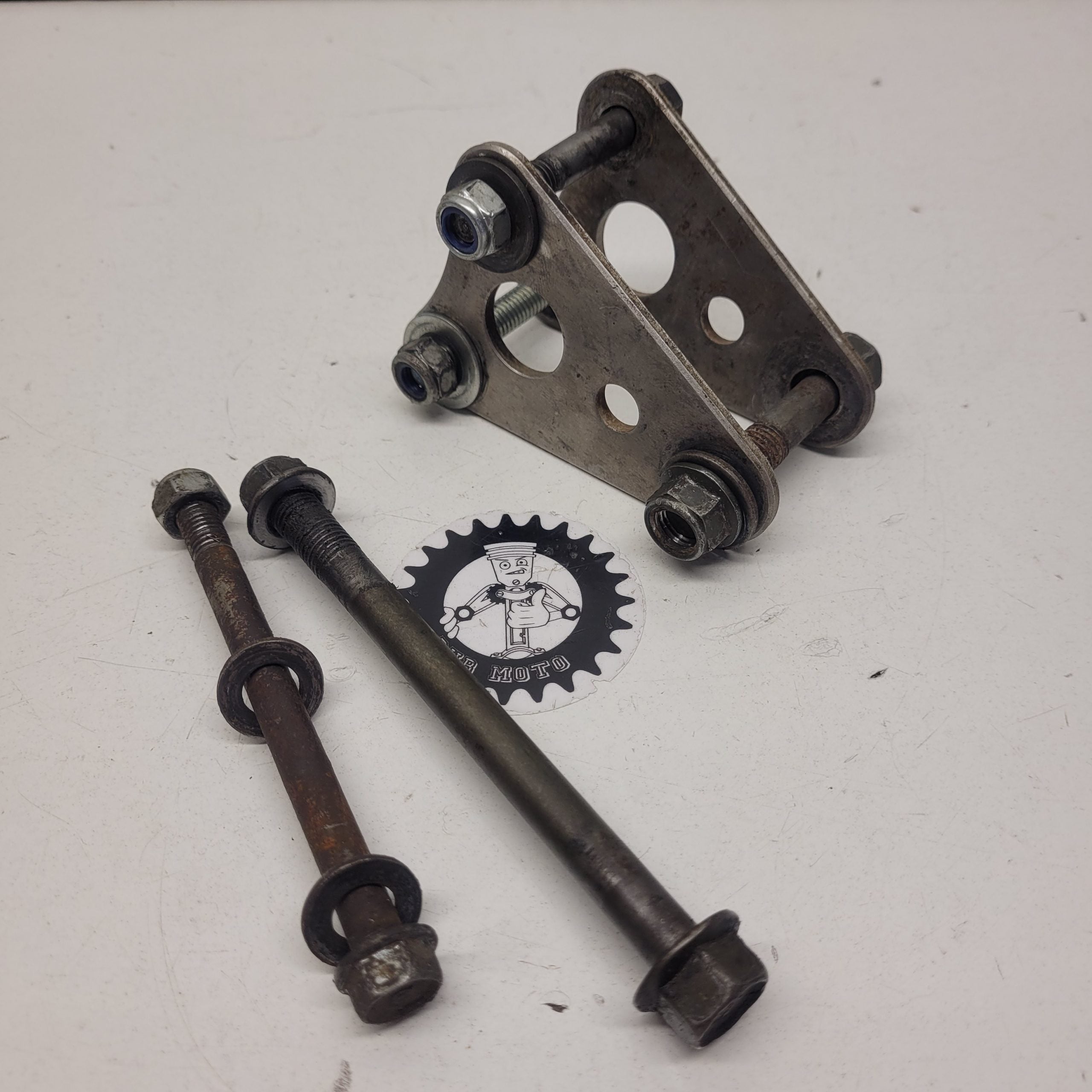support moteur yamaha 250 yz 1996