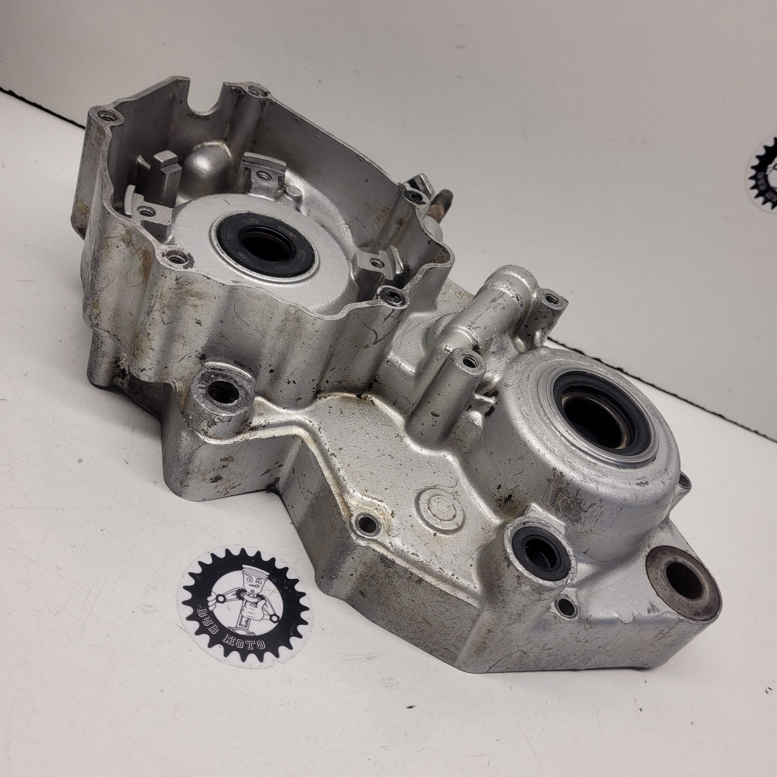 carter moteur gauche yamaha 250 yz 1996